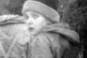 Ветер странствий (1993). Фотограф Эдуард Алмадаков