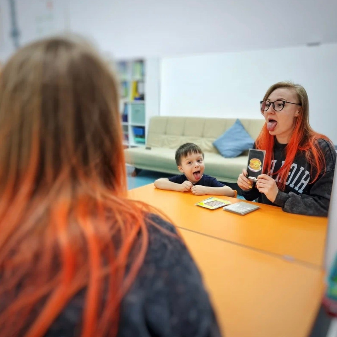 У лыбки — логопед