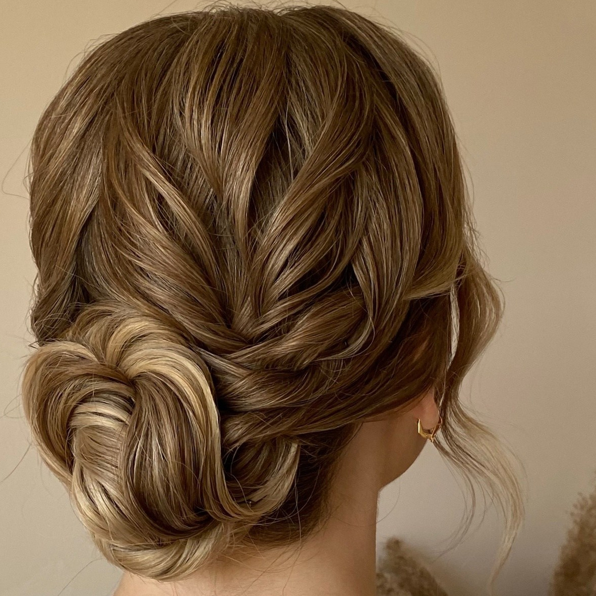 Коммерческие прически. Студия макияжа и прически V-Style