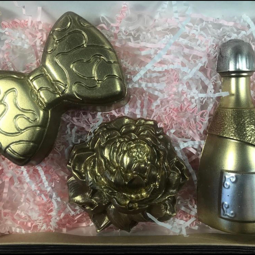 Фантазийный шоколад Сургут. Клубника в шоколаде в Сургуте