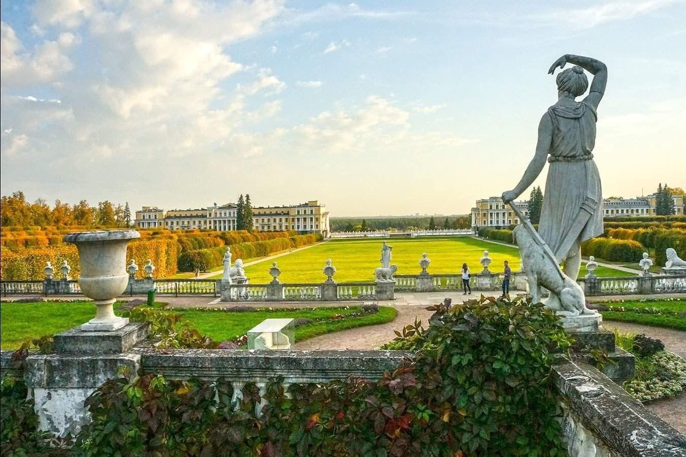 Локации для фотосессий в Москве. Фотограф, фотосессии «Всё включено» в Симферополе и Москве, фототуры по Крыму