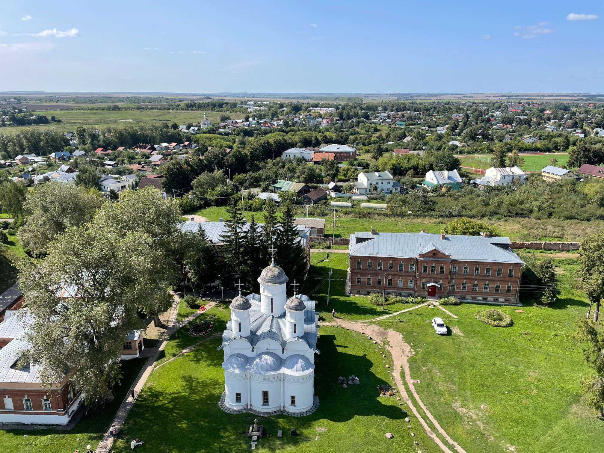 Прогулка по тихому г. Суздаль: сон в 21:00 и много русской кухни. Проект «Фотокладовка»: блог уличной фотографии в формате street photo