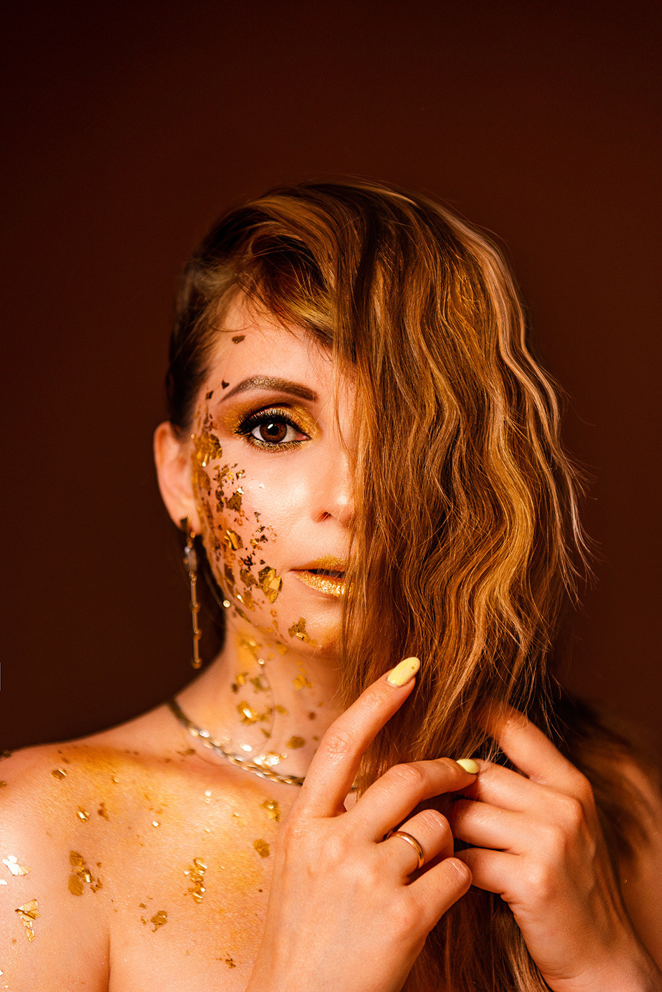 В золоте. Фотограф в Нефтеюганске Мила Аксёнкина