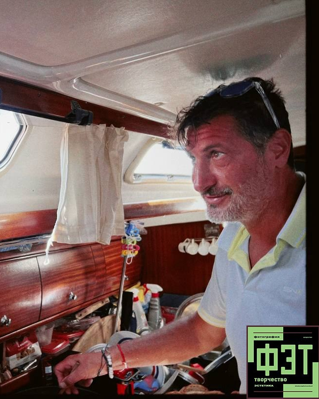 Альбом от 30.11.25 в рамках фотоконкурса ФЭТ: Фотография Эстетика Творчество