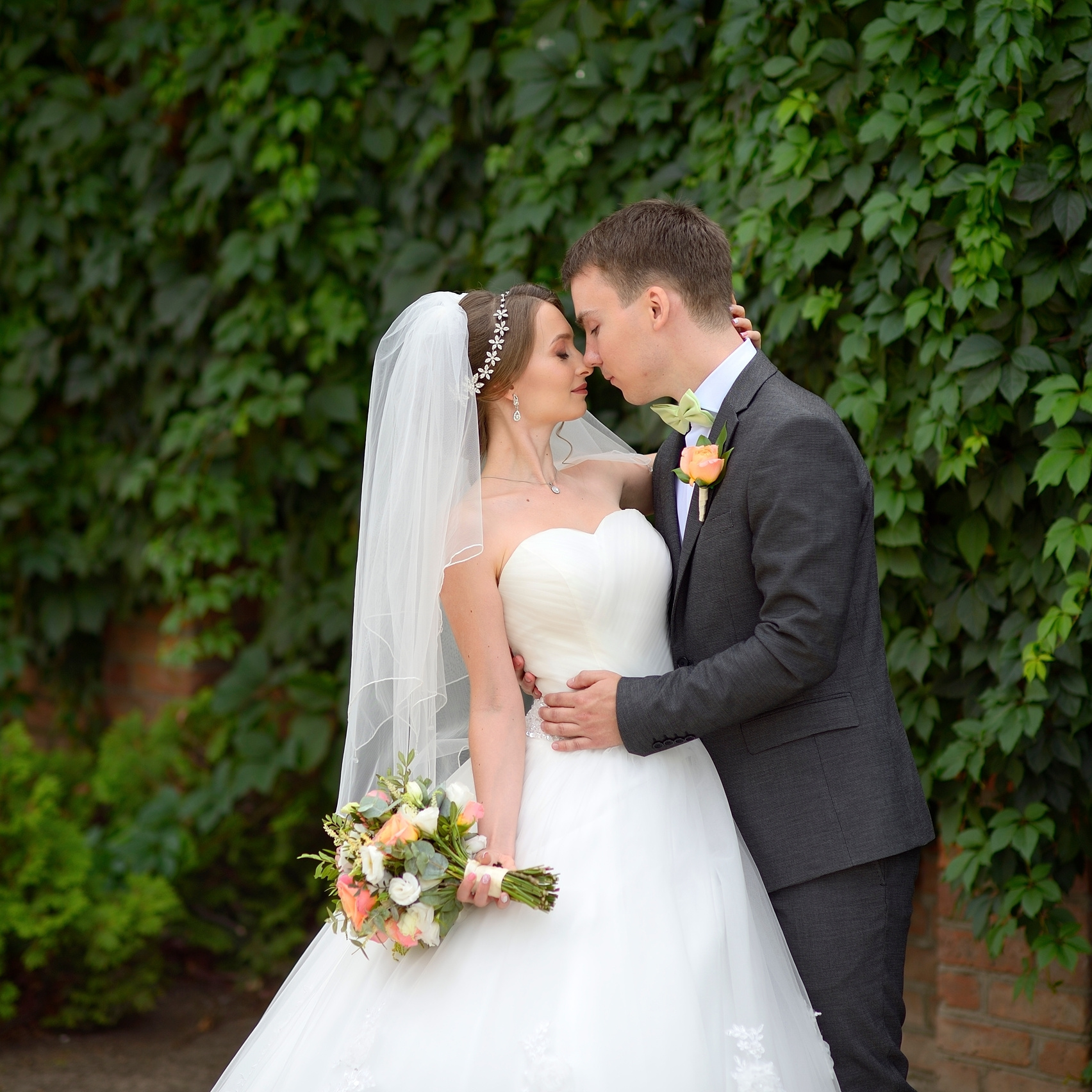 Фотокнига — Максим и Юлия. Свадебный фотограф и видеооператор в Ростове-на-Дону