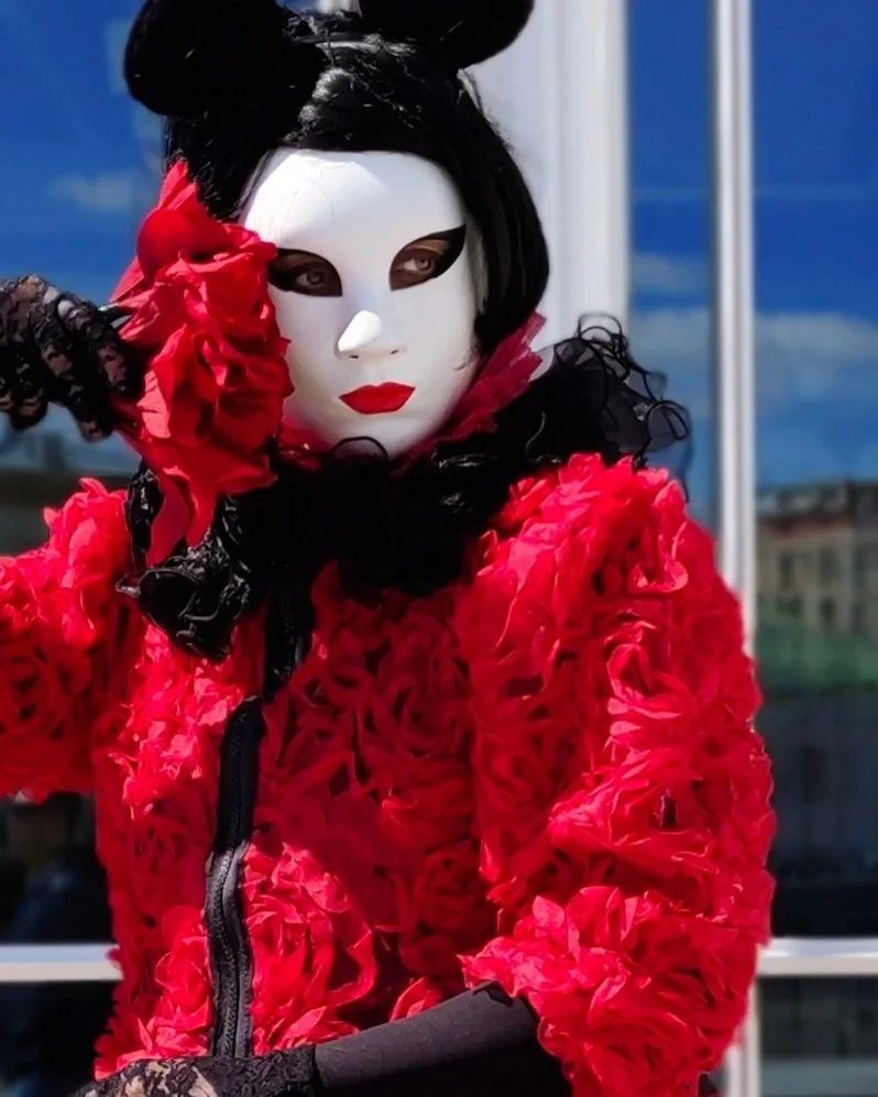 Персонаж Мышка. Мимы и Ходулисты на встречу гостей. Москва