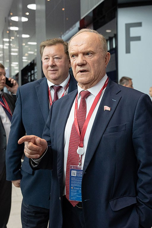 Геннадйи Зюганов на ПМЭФ