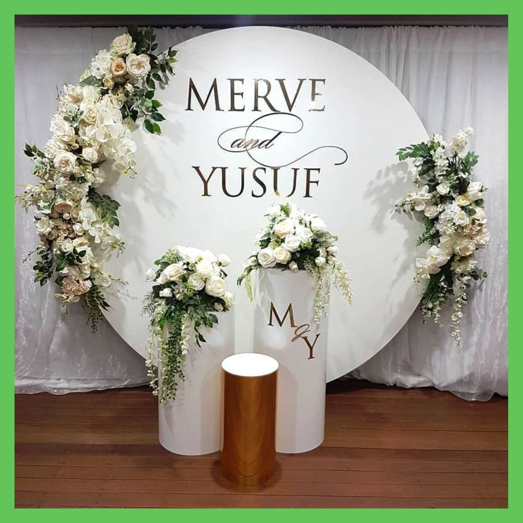 Круглая фотозона. Студия праздничного декора