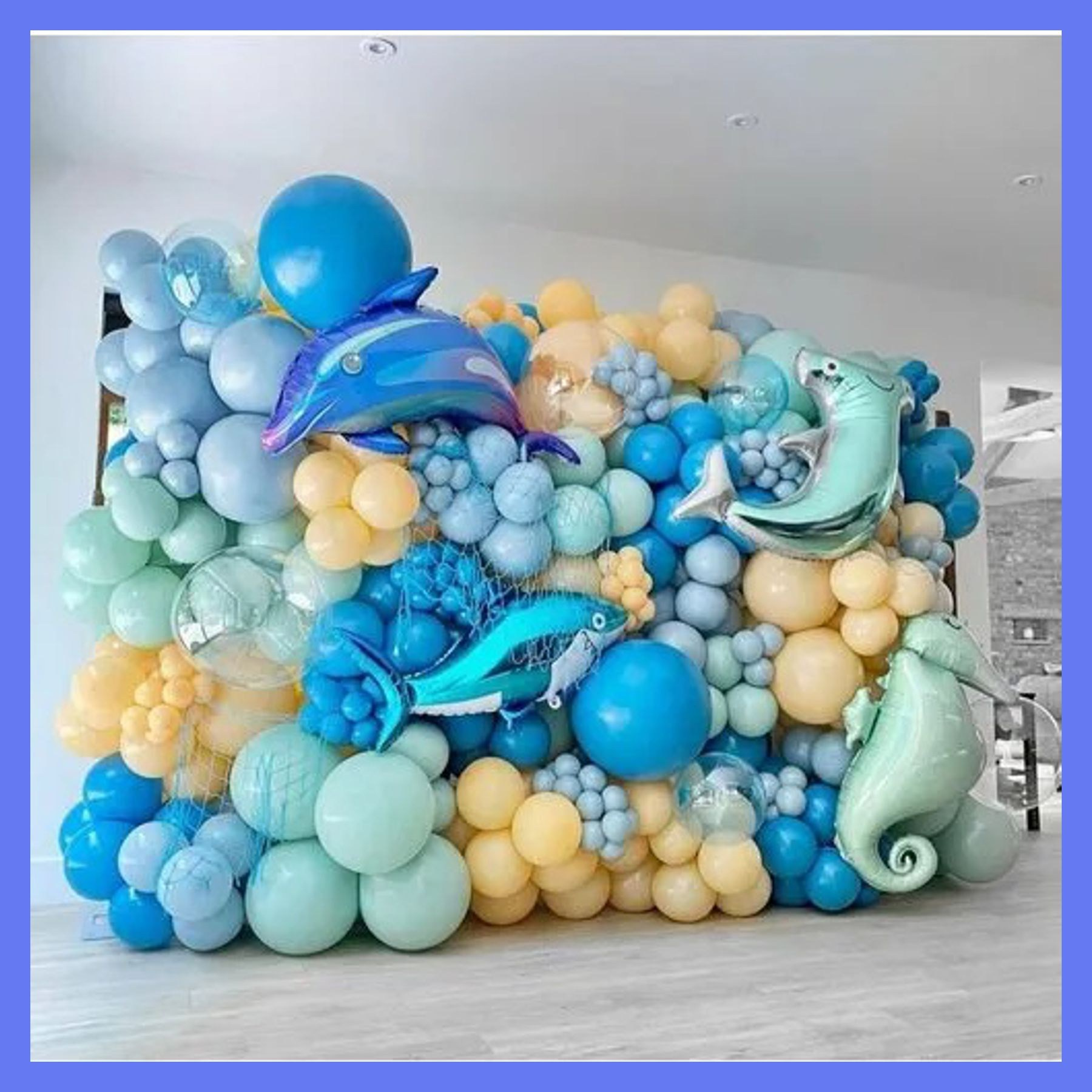 Стена-панно из разнокалиберных воздушных шаров. Студия праздничного декора