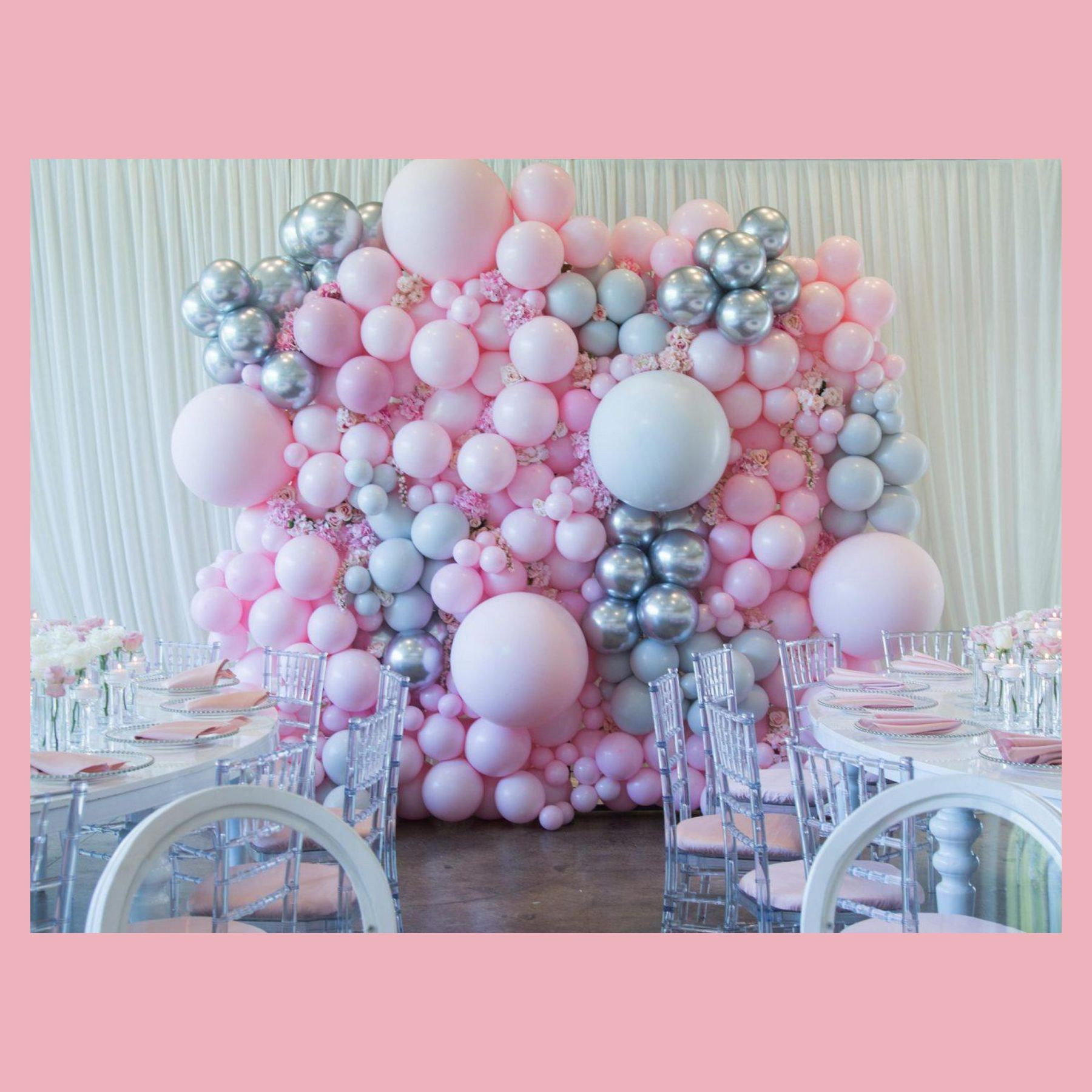 Стена-панно из разнокалиберных воздушных шаров. Студия праздничного декора