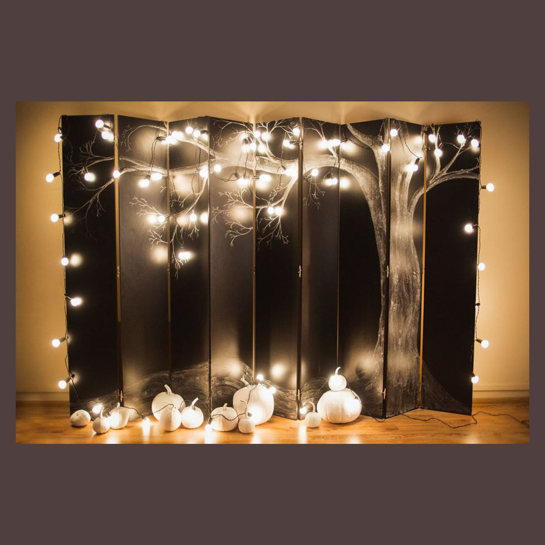 Аренда и продажа ретро гирлянды. Студия праздничного декора