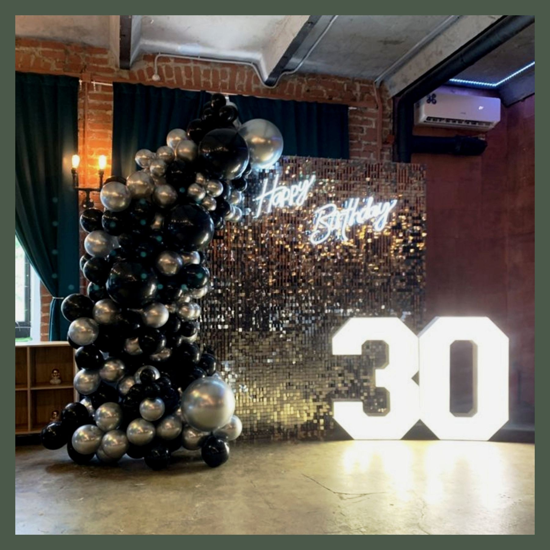 Фотозона из пайеток. Студия праздничного декора