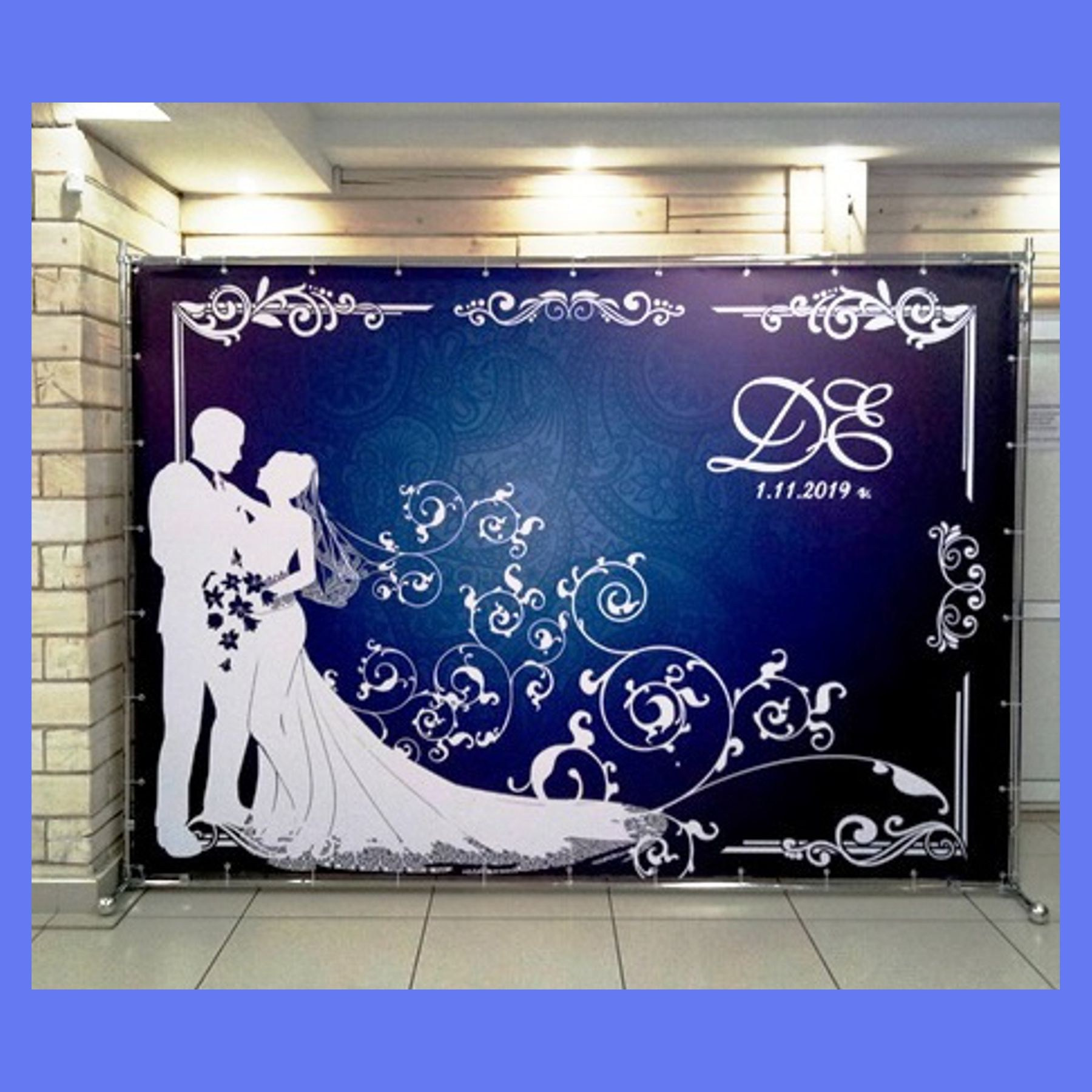 Пресс Бренд волл. Студия праздничного декора