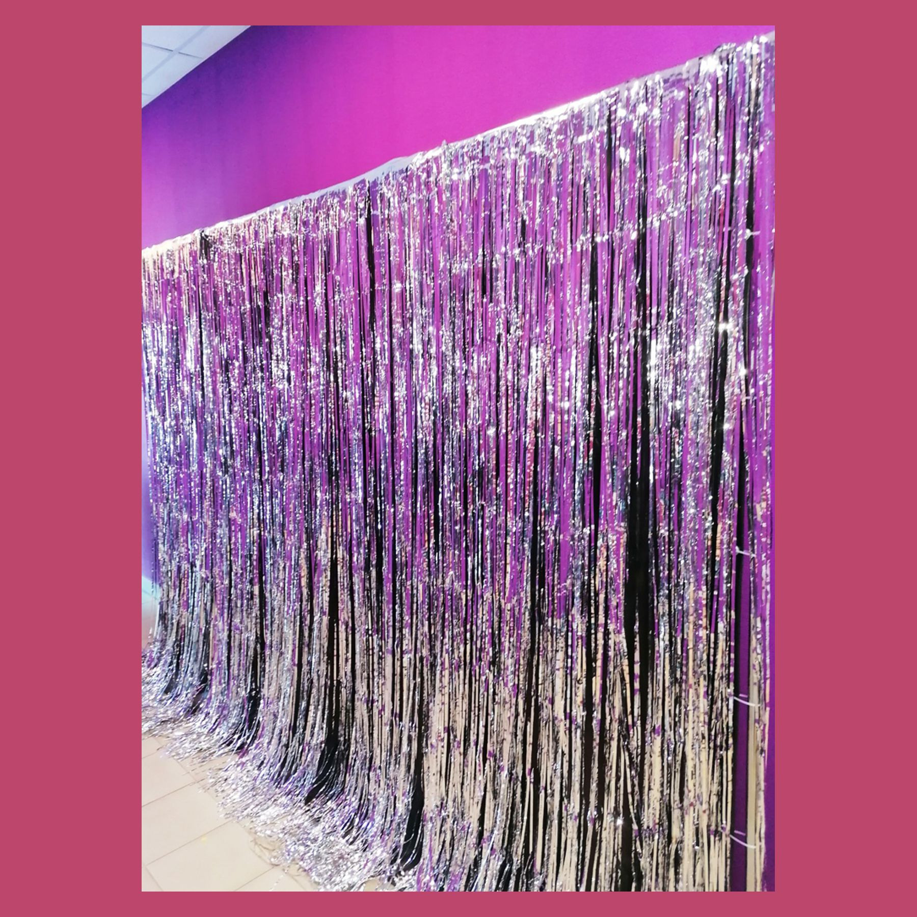 Фотозона с дождиком. Студия праздничного декора