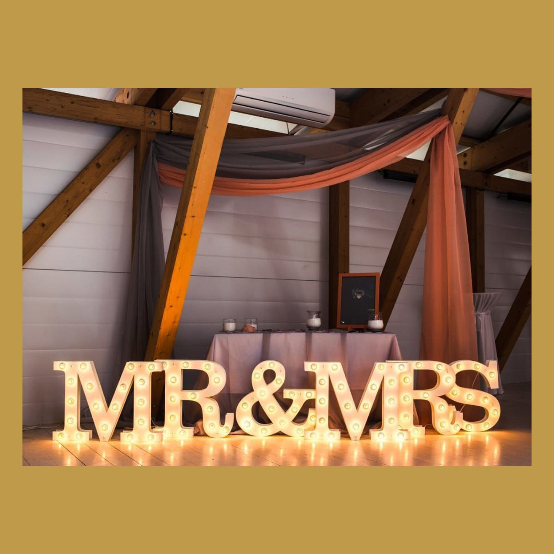 Инициалы на свадьбу. Студия праздничного декора