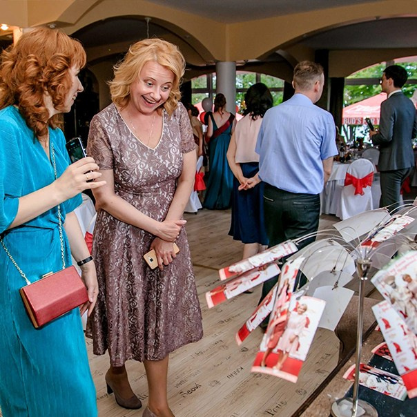 Выездная фотостудия с моментальной печатью. Фотограф видеограф Иркутск фото видео студия Алексея Марамзина