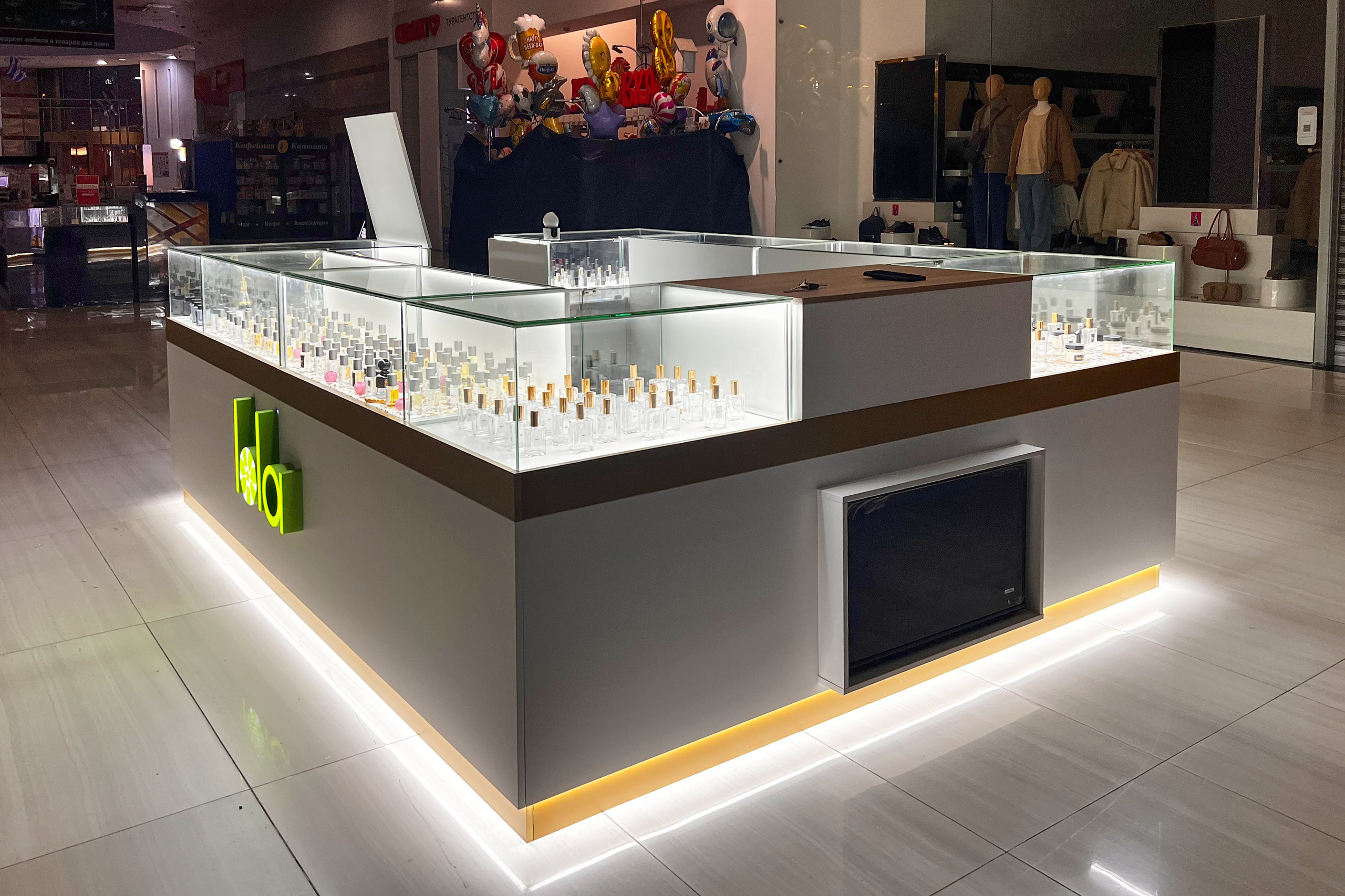 Аренда торгового оборудования и мебели для бизнеса. Мебель для бизнеса: Блог о торговом оборудовании на заказ в Москве
