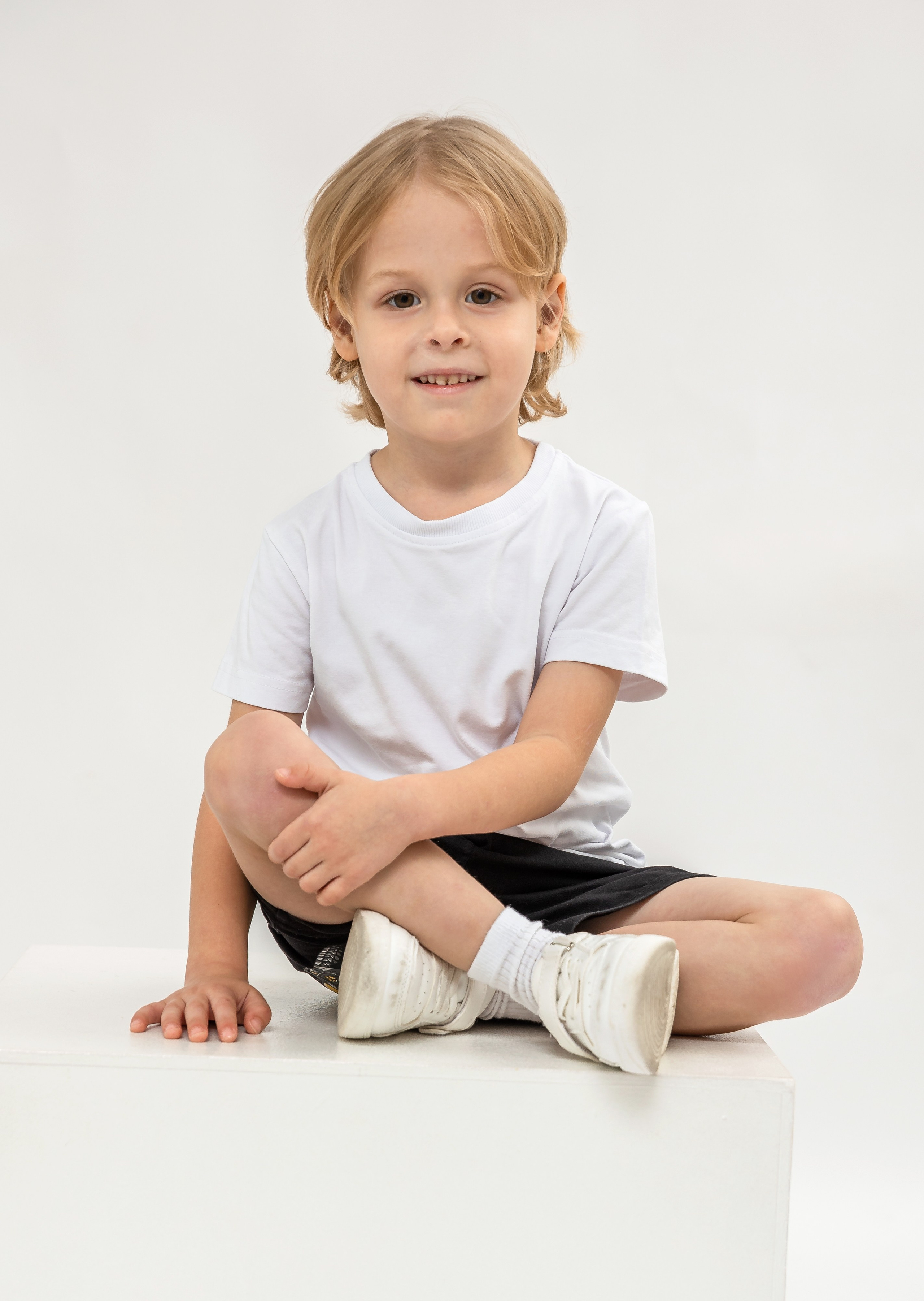 База моделей. Модельное Агентство Alma Model Management