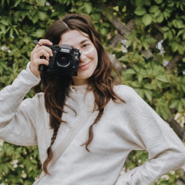 Контакты. Фотограф Аннё| Москва