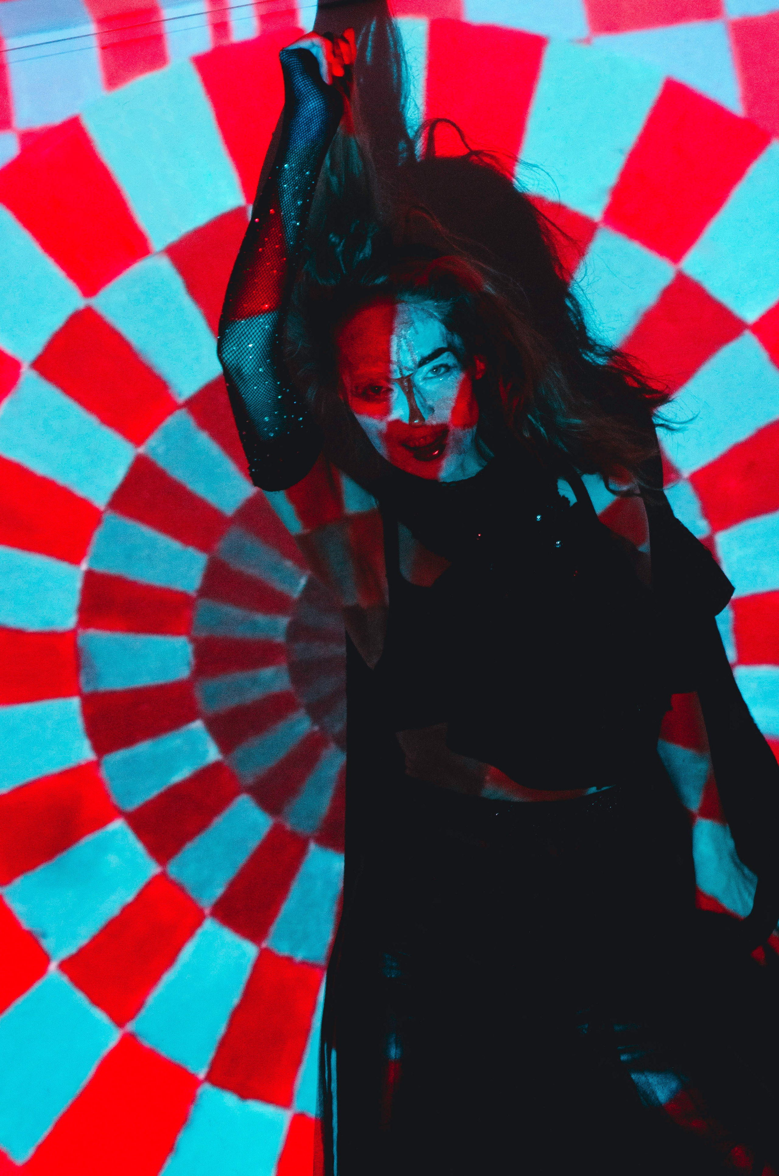 LUMINOUS SCORE. Yulia Yurchevskaya | Art Director & Visual Visionary