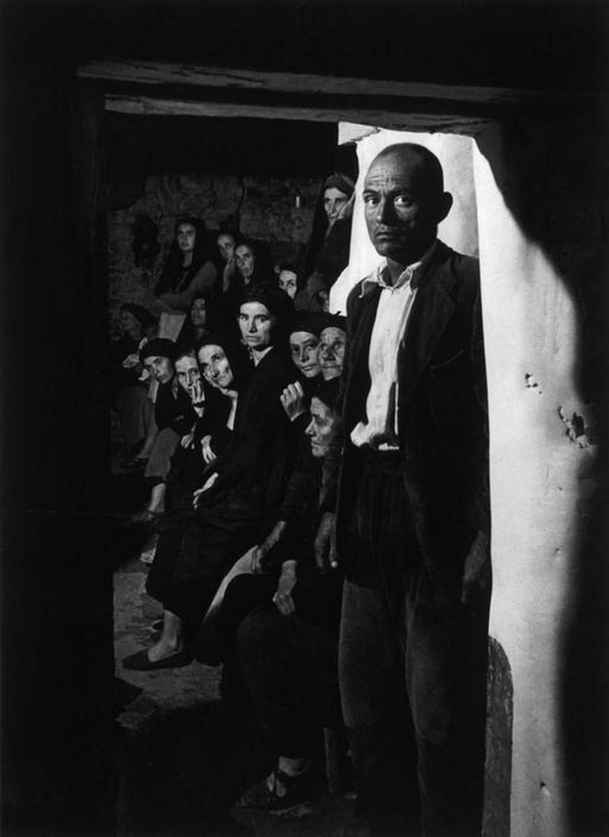 W. Eugene Smith. Выпускные альбомы, фотограф Денис Зимин в городе Ростове-на-Дону