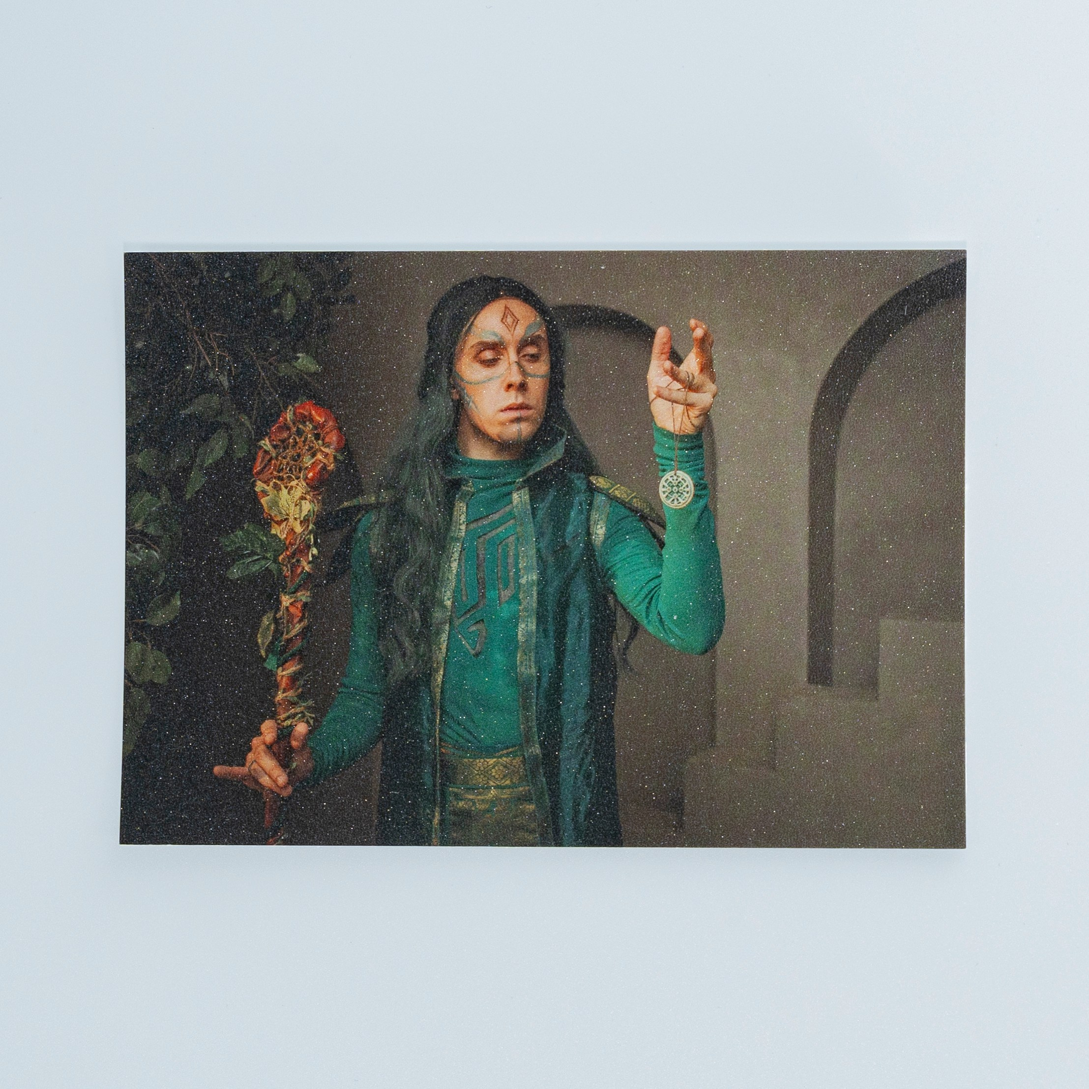 Мерч «Книга стихий». Фотограф Виктор Степанов