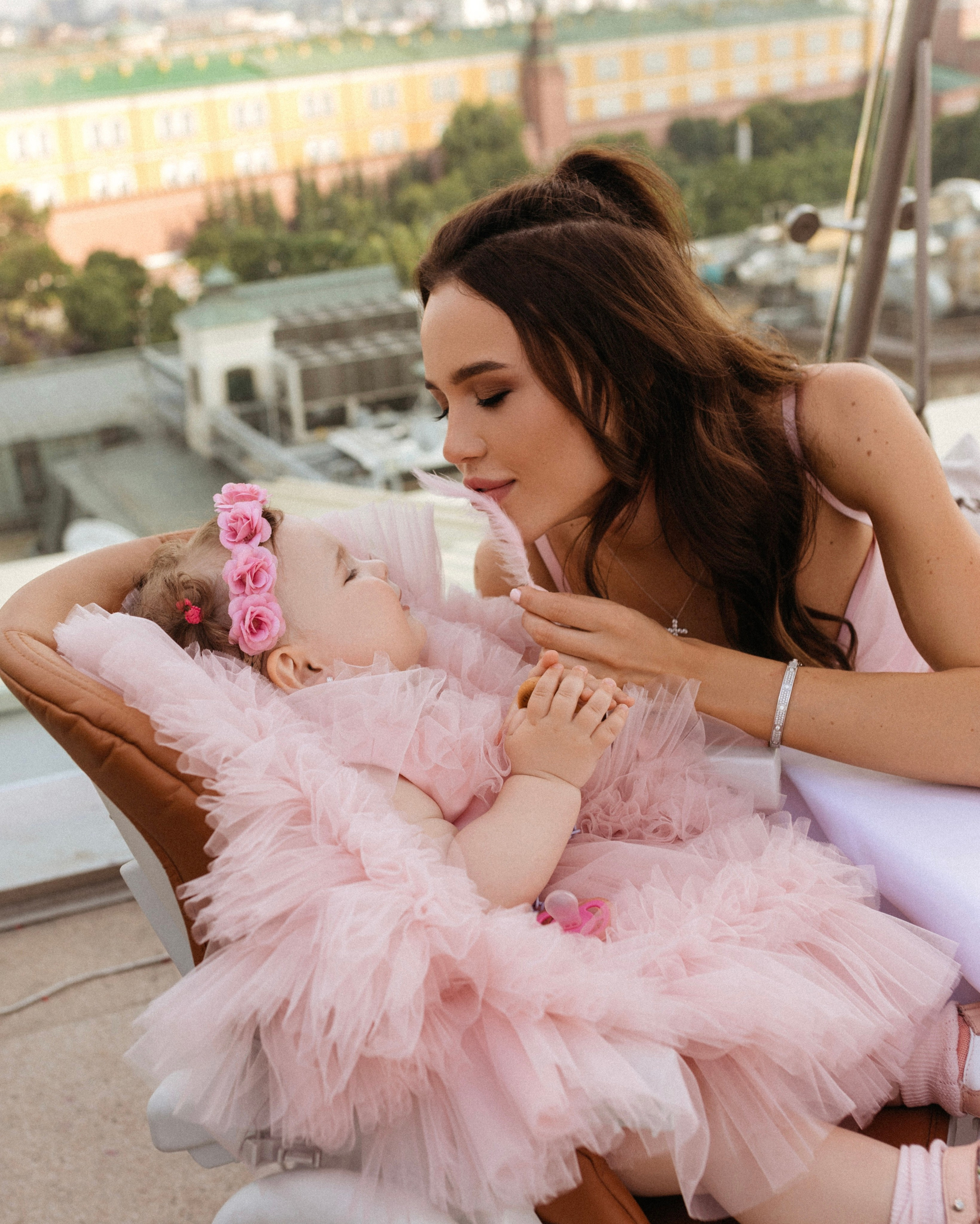 Индивидуальные, семейные фотосессии и лавстори. Сестры Карабаза. Фотографы и ретушеры в Москве и Санкт-Петербурге