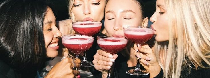 Бармен. Izmailov loft