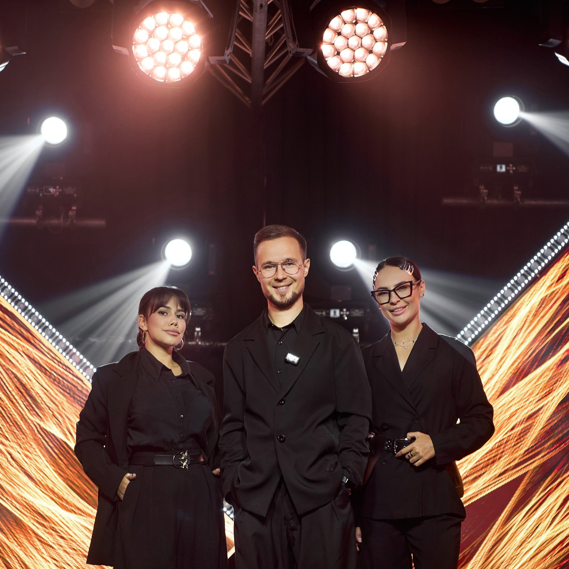 Стоимость свадебной фотосъёмки TWINS STUDIO. ТВИНС СТУДИО — лучшие свадебные фотографы и видеографы в Краснодаре