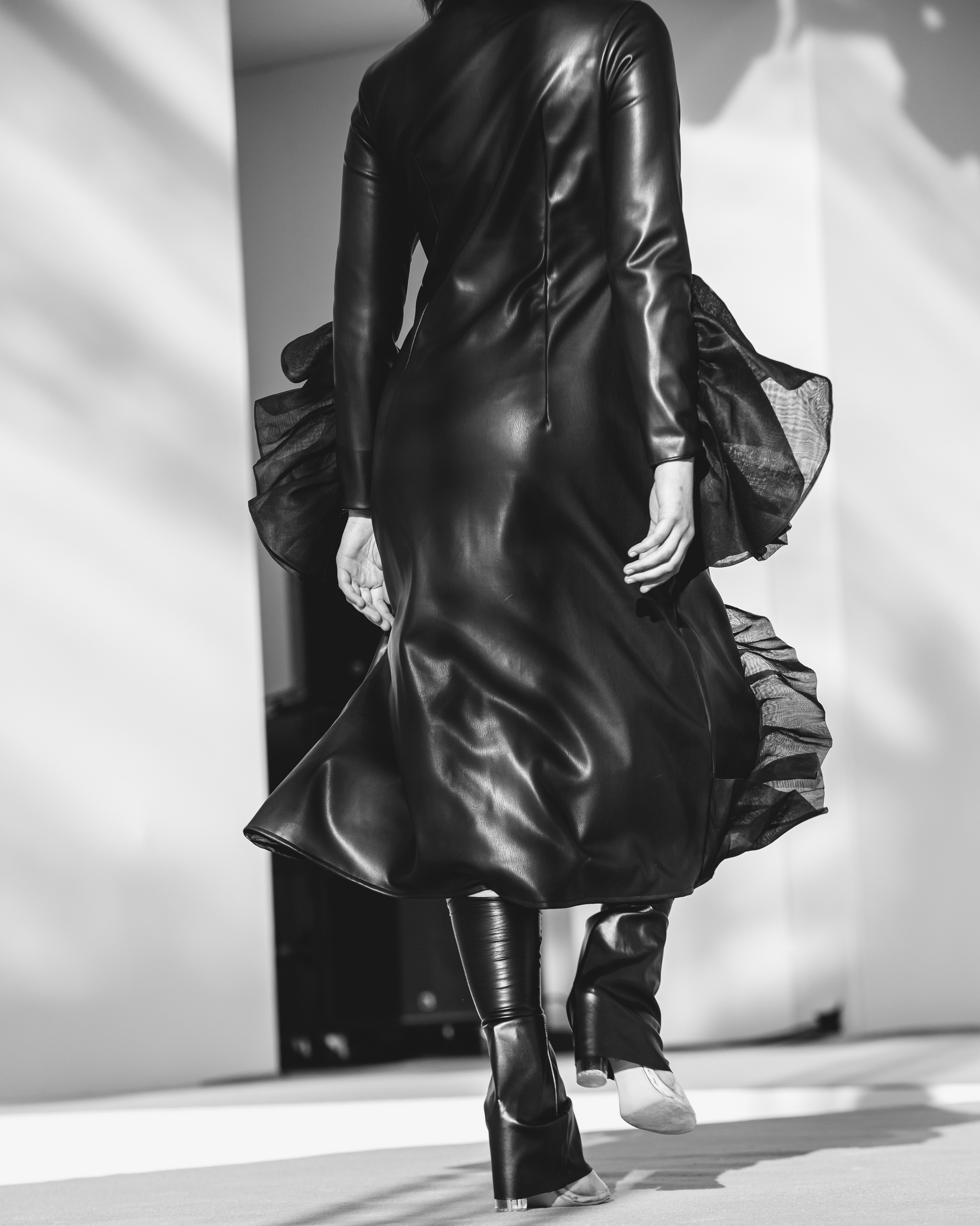 Moscow Fashion Week. Denis DETALOV. Visual artist, photographer Liana Darenskaya, Moscow