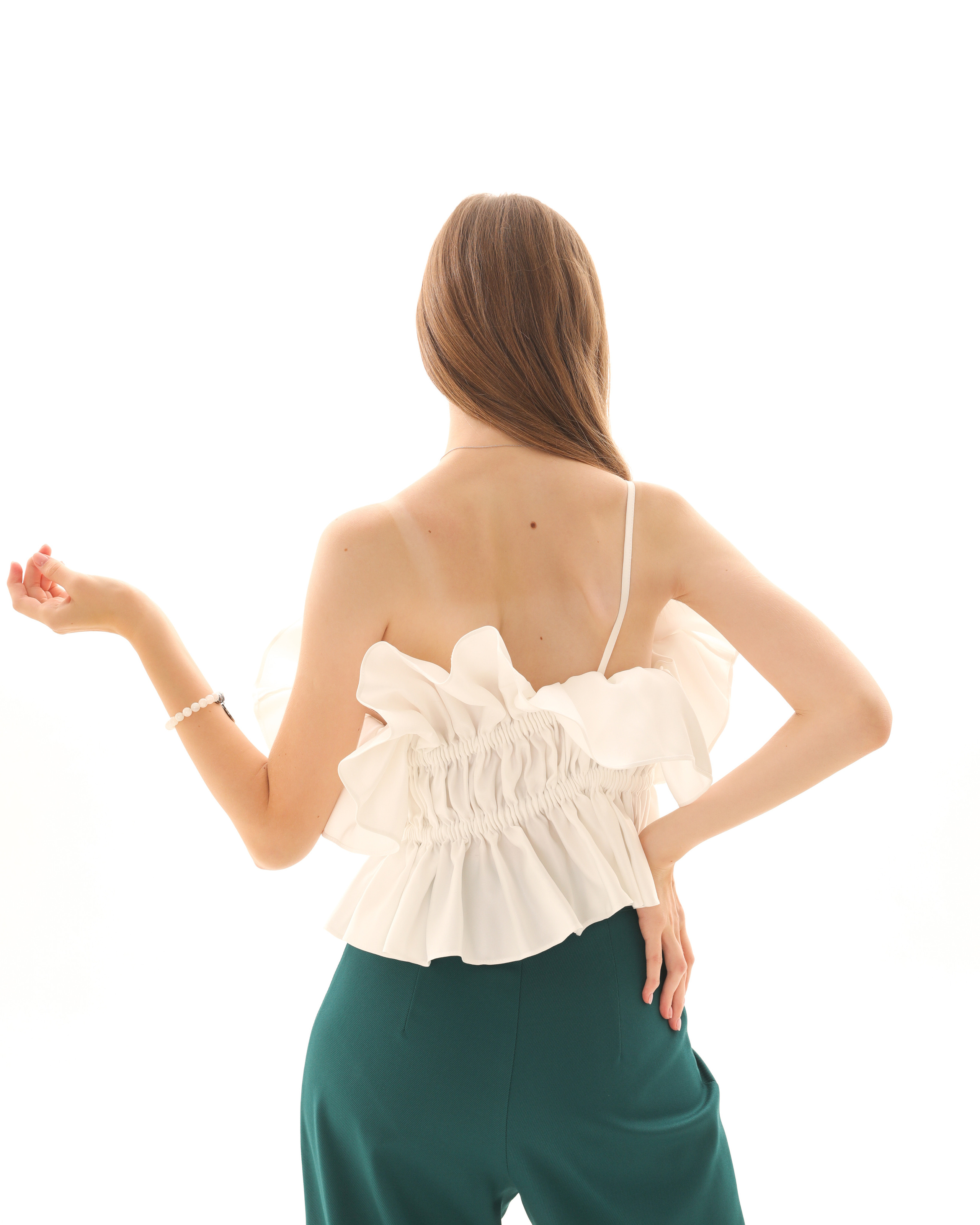 Casting for the title “face of the brand” for designer Tatiana Alexandrova. Visual artist, photographer Liana Darenskaya, Moscow