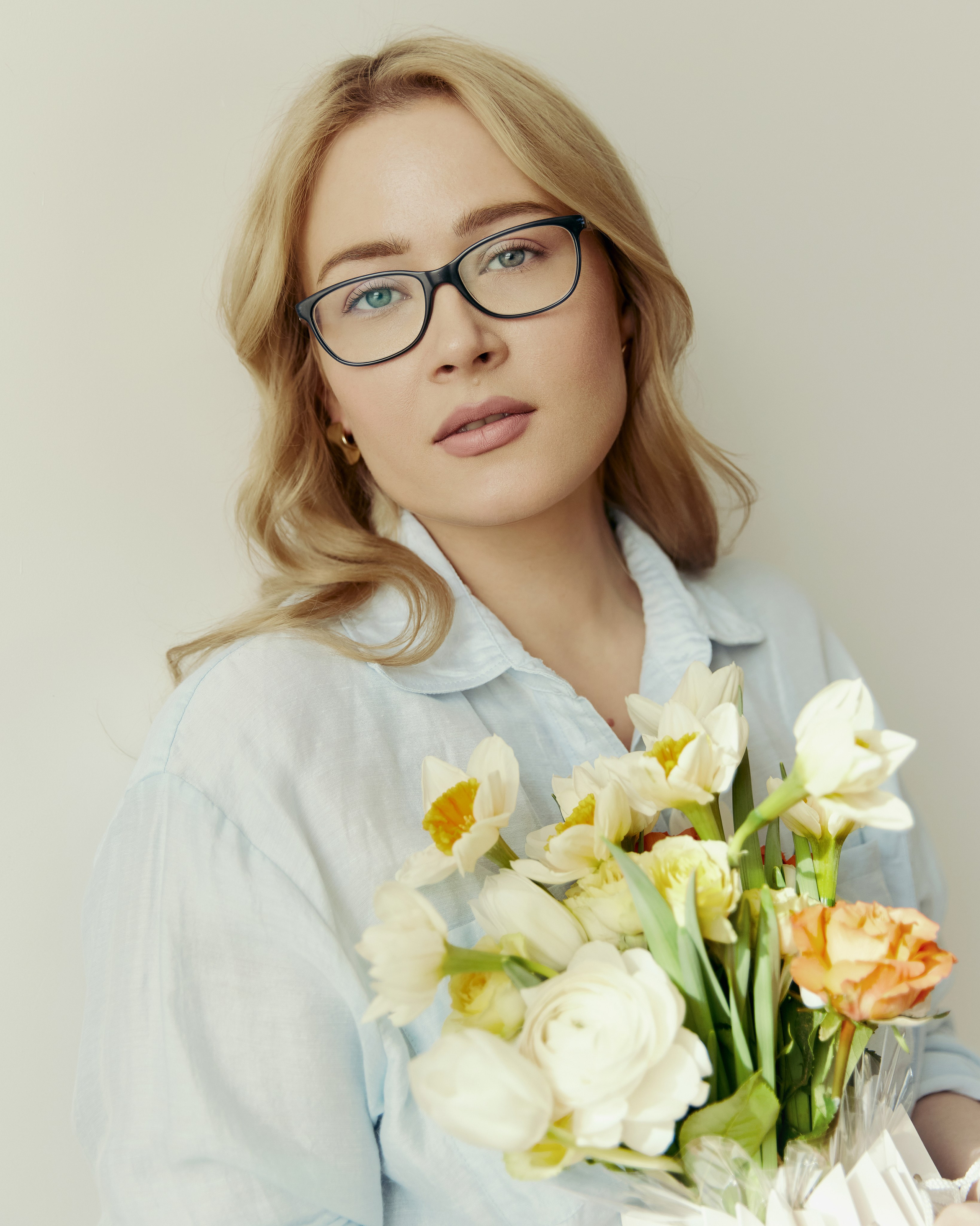 Контакты. Портретный фотограф в Москве Lelya Martian