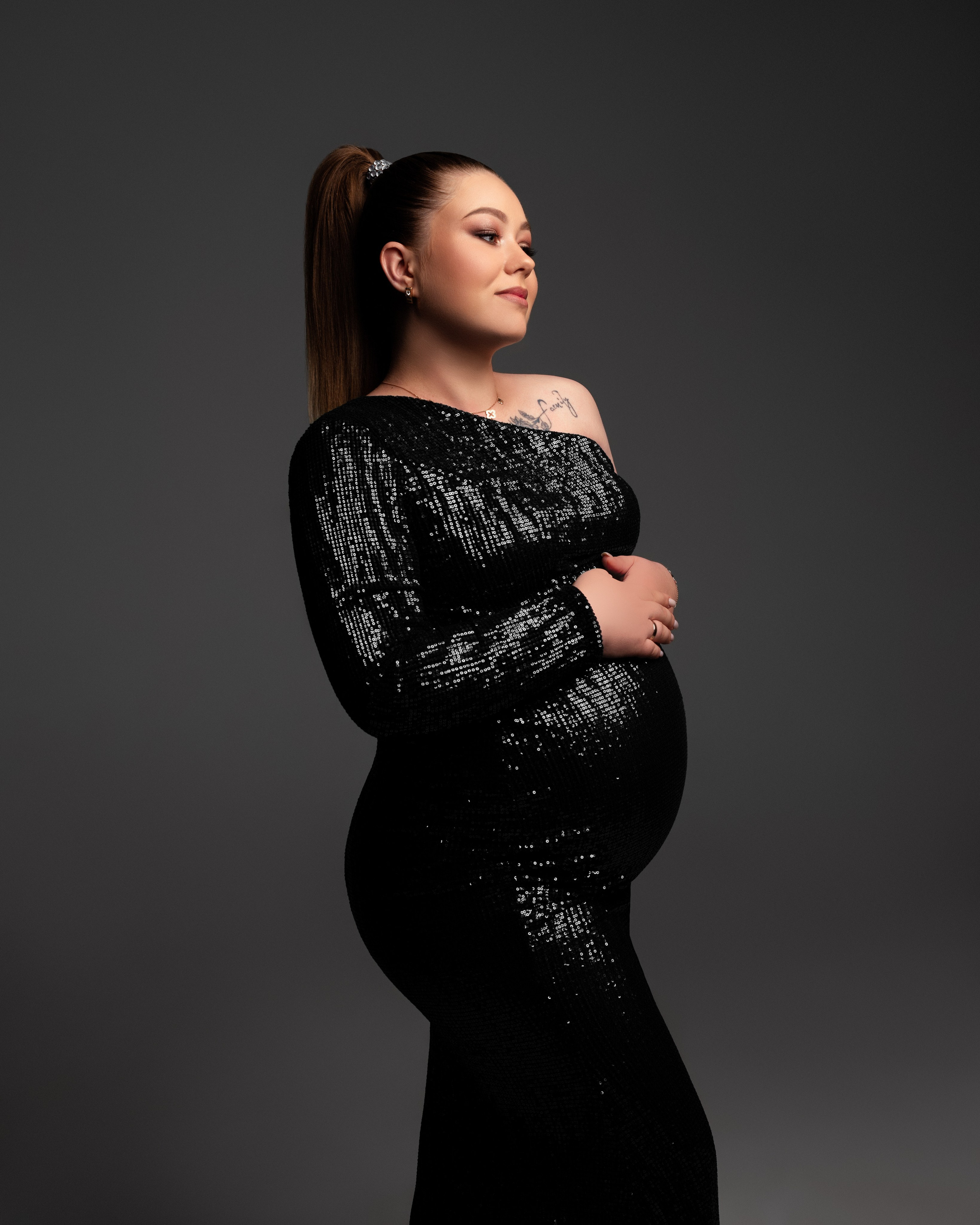 ОДЕЖДА. Фотограф Беременности в Краснодаре Кара Артисан