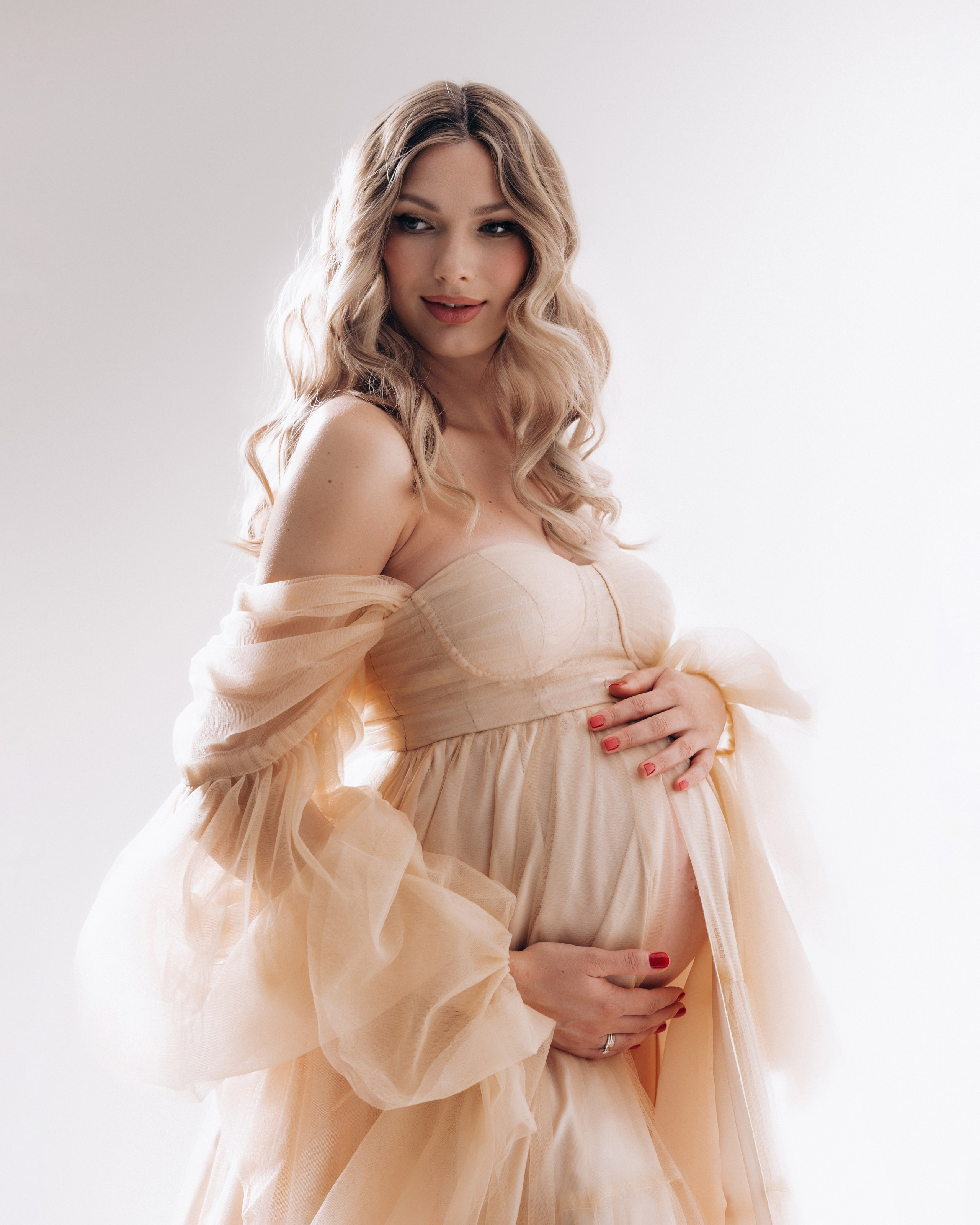 Стильная фотосессия беременной