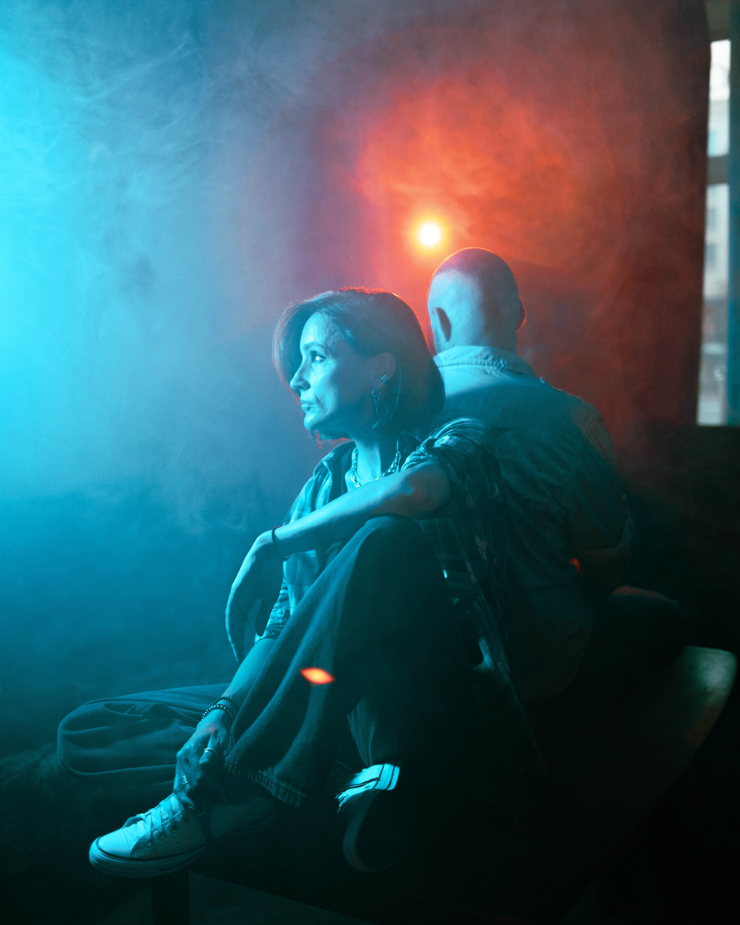 Контакты. Режиссёр-фотограф — Eliza Nemlova