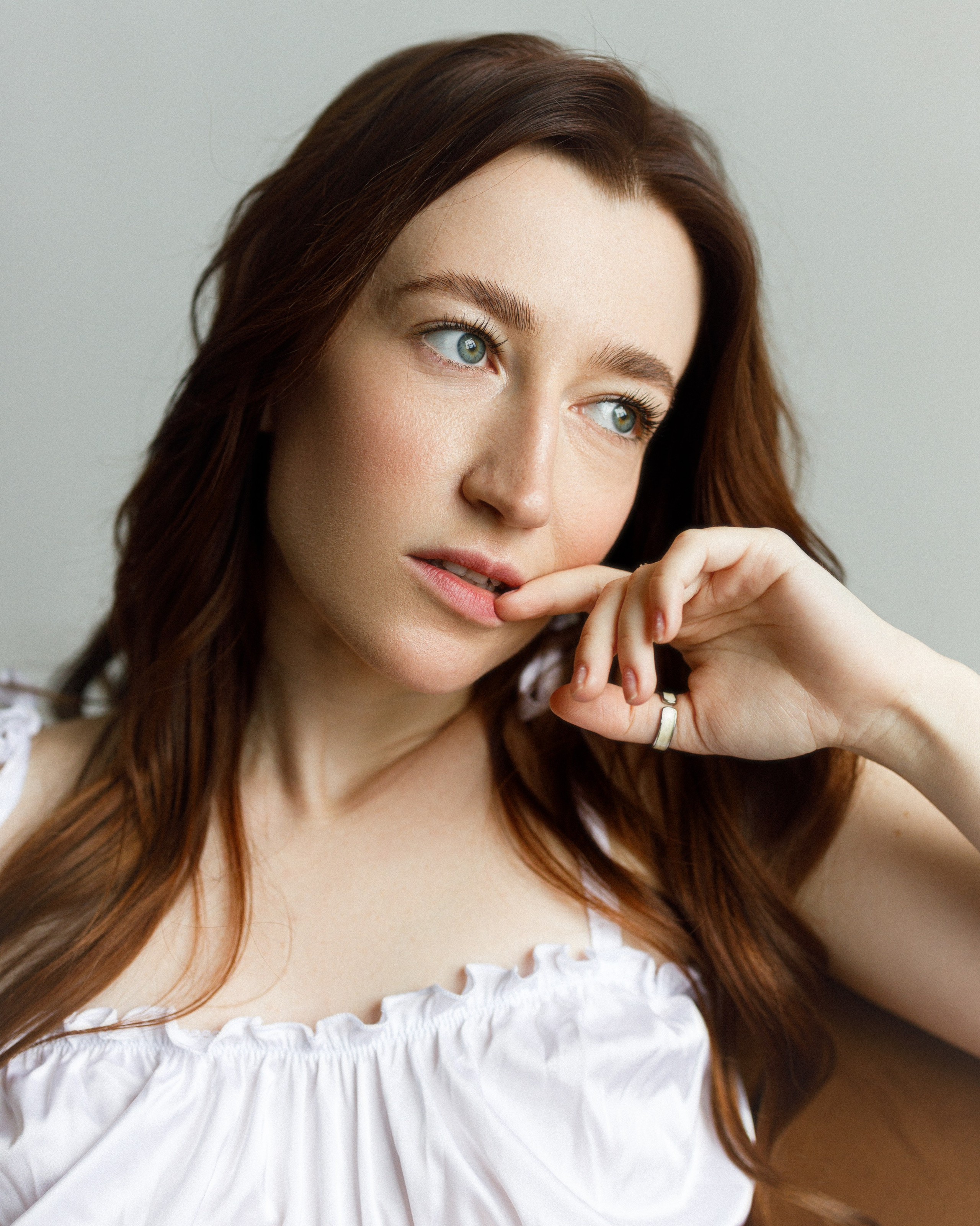 КОНТАКТЫ. ЖЕНСКИЙ ФОТОГРАФ КРИСТИНА ВИГЕЛЬ