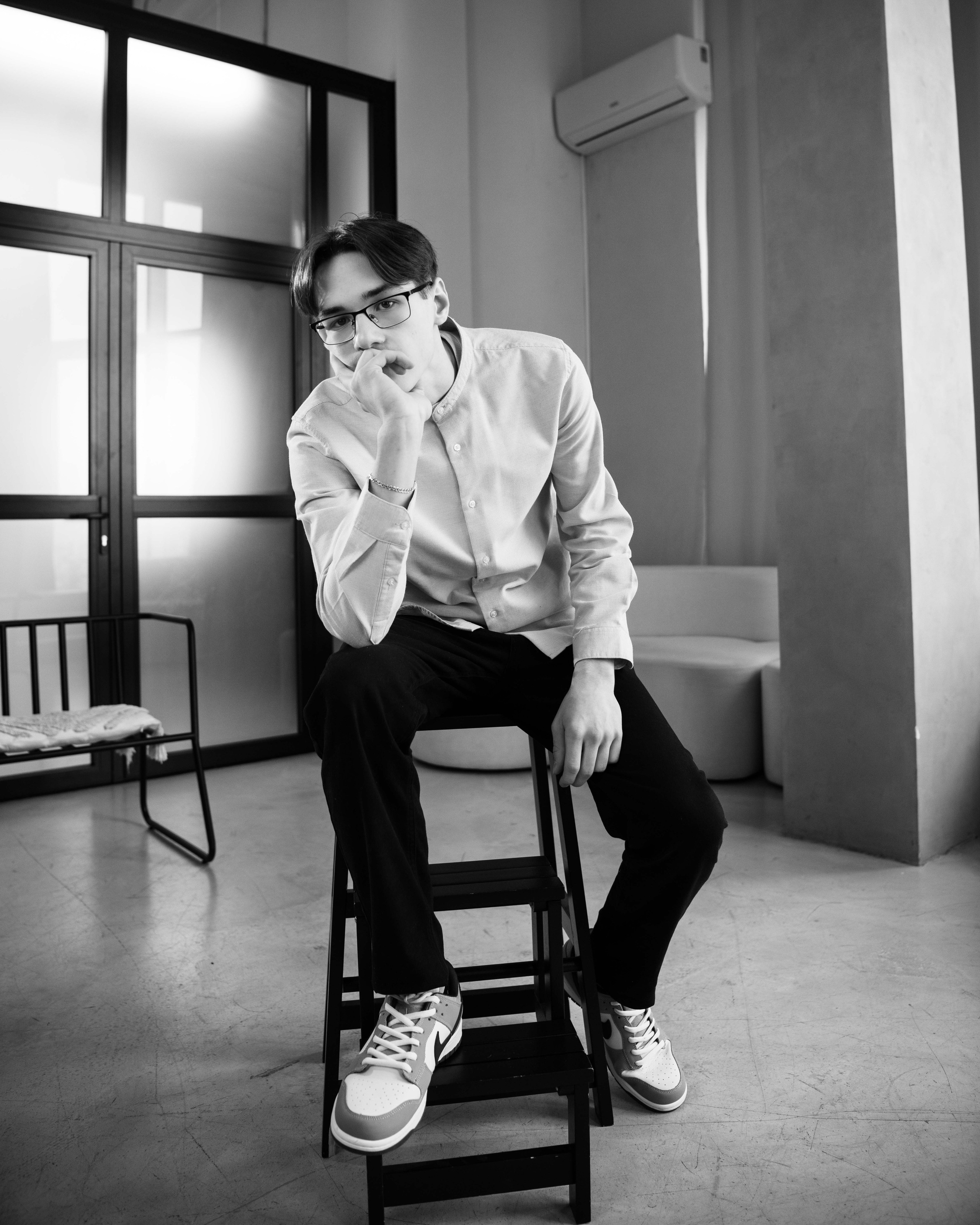 Съёмка выпускного класса в студии. Фотограф в жанре Ню. Татьяна Хасанович. Красноярск