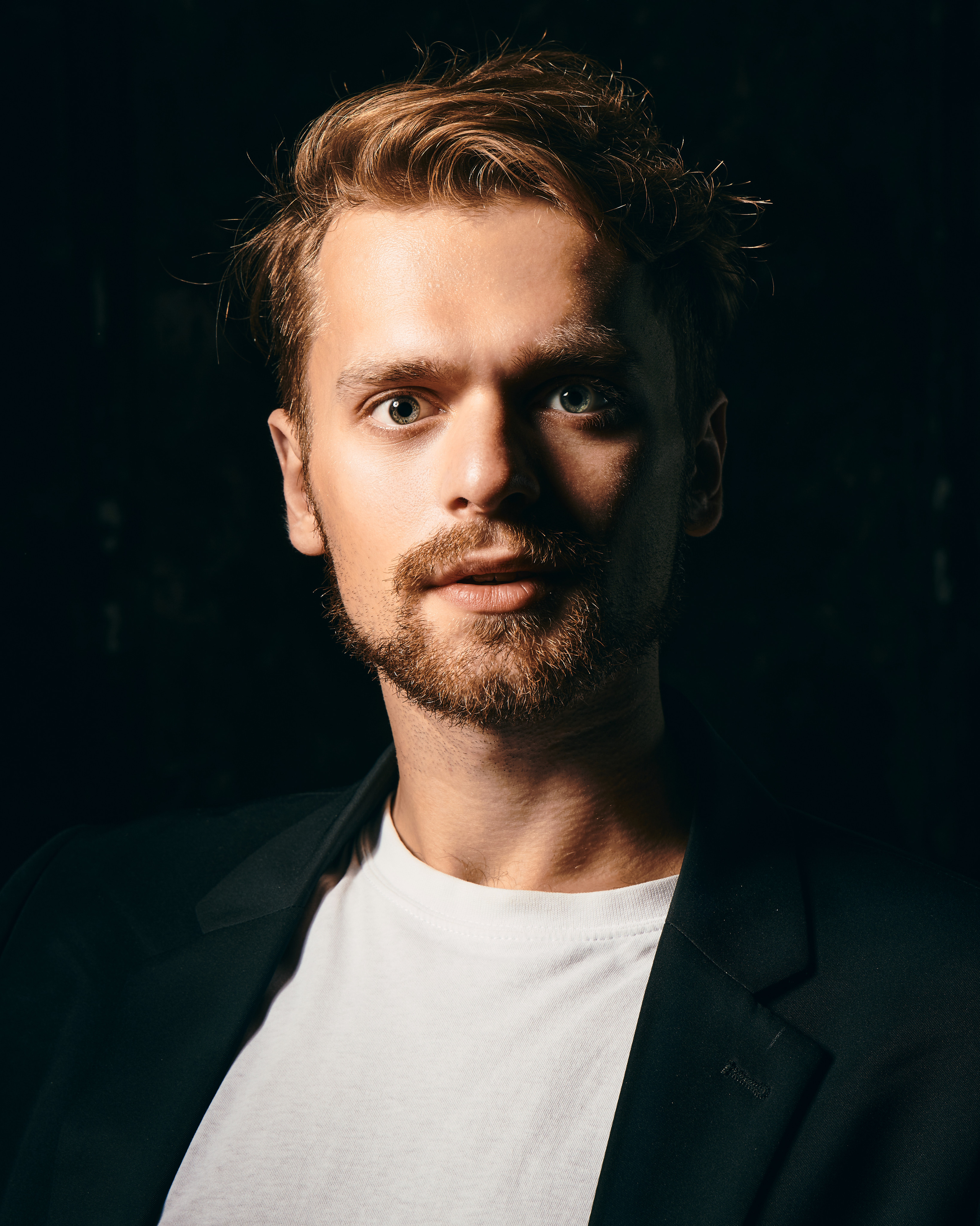 Актёрские портреты для Александра. Фотограф в Москве Михаил Елизарьев