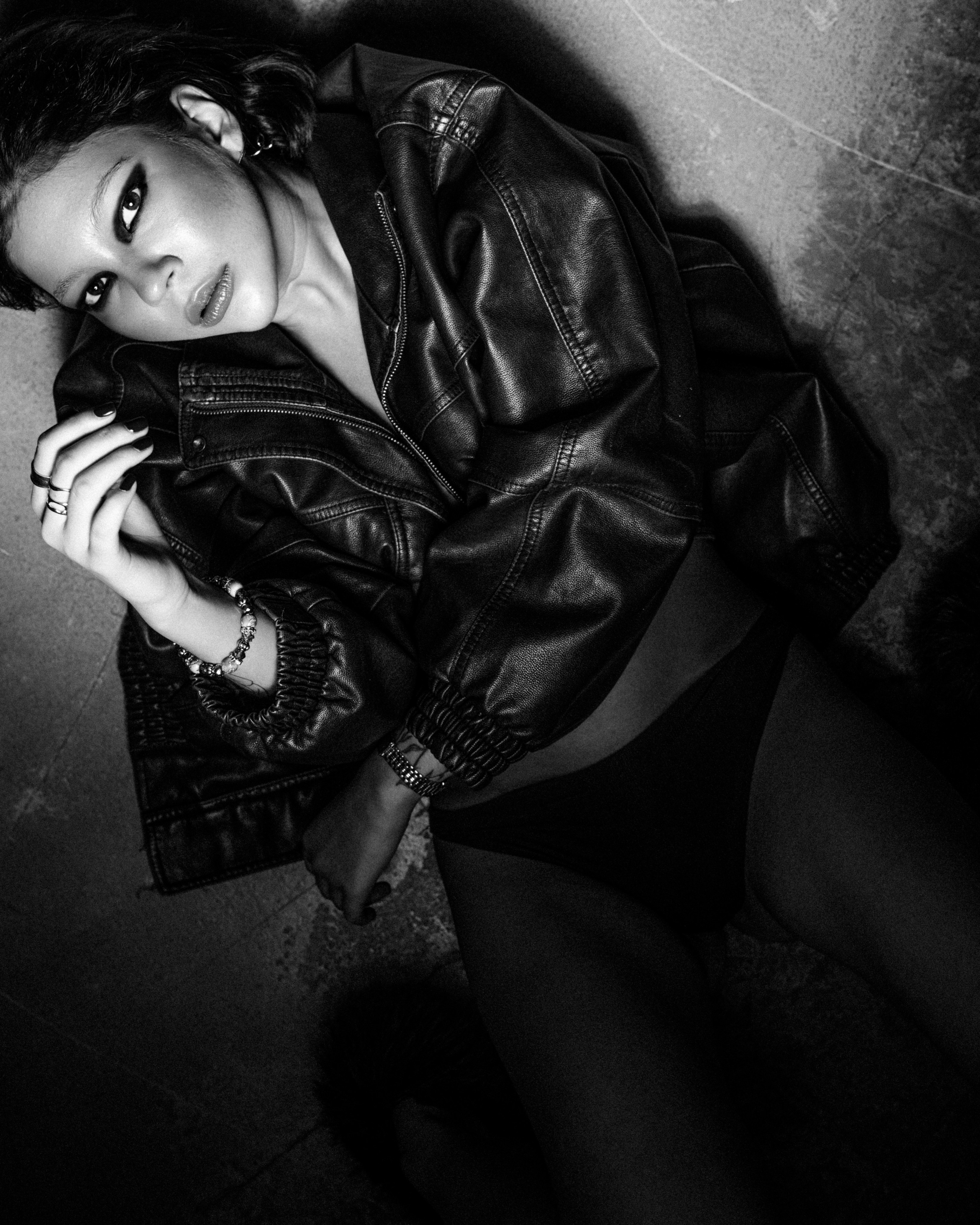 Contacts. Венера Майник фотограф Красноярск