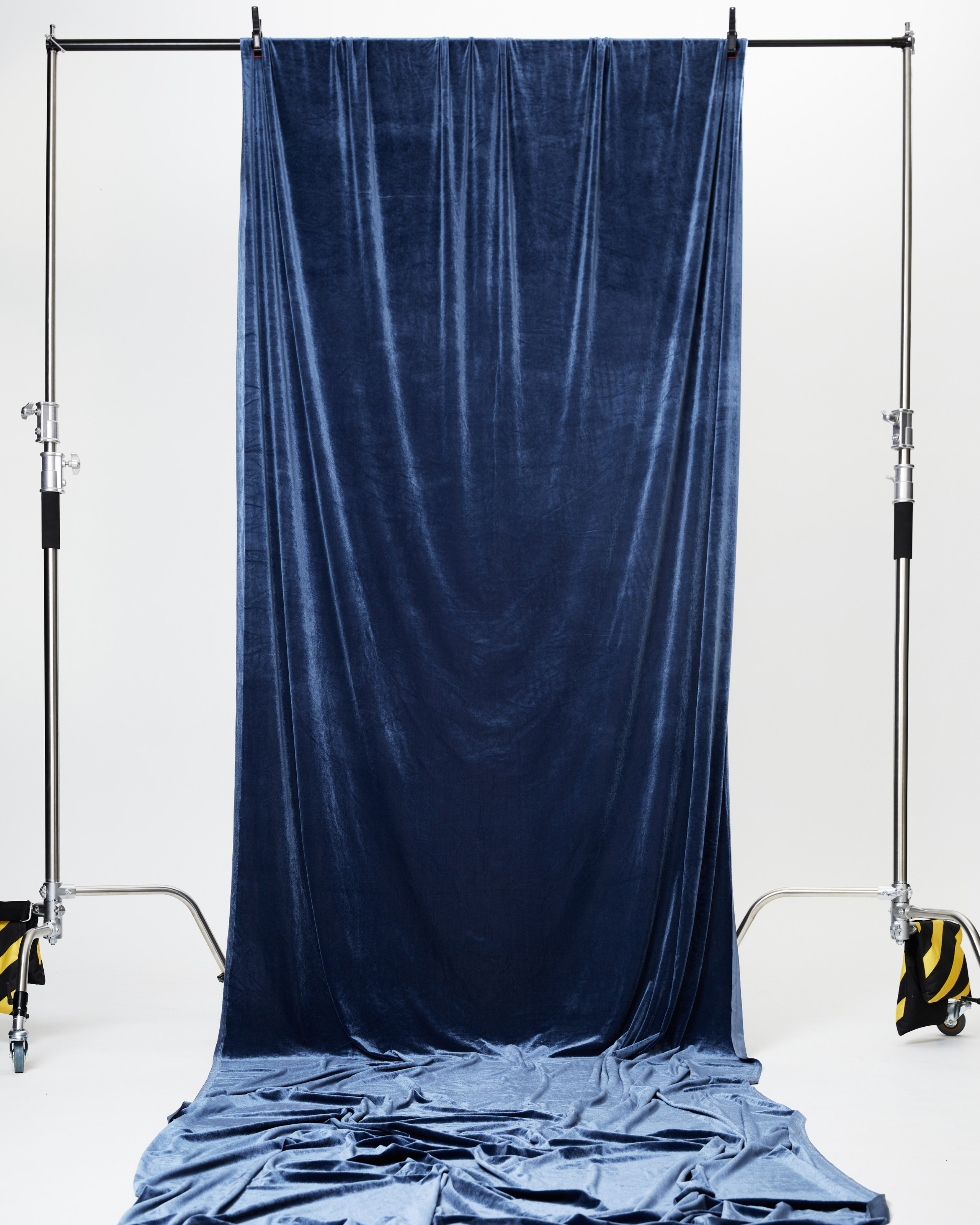 Реквизит. Фотостудия «Сахар» в городе Кимры