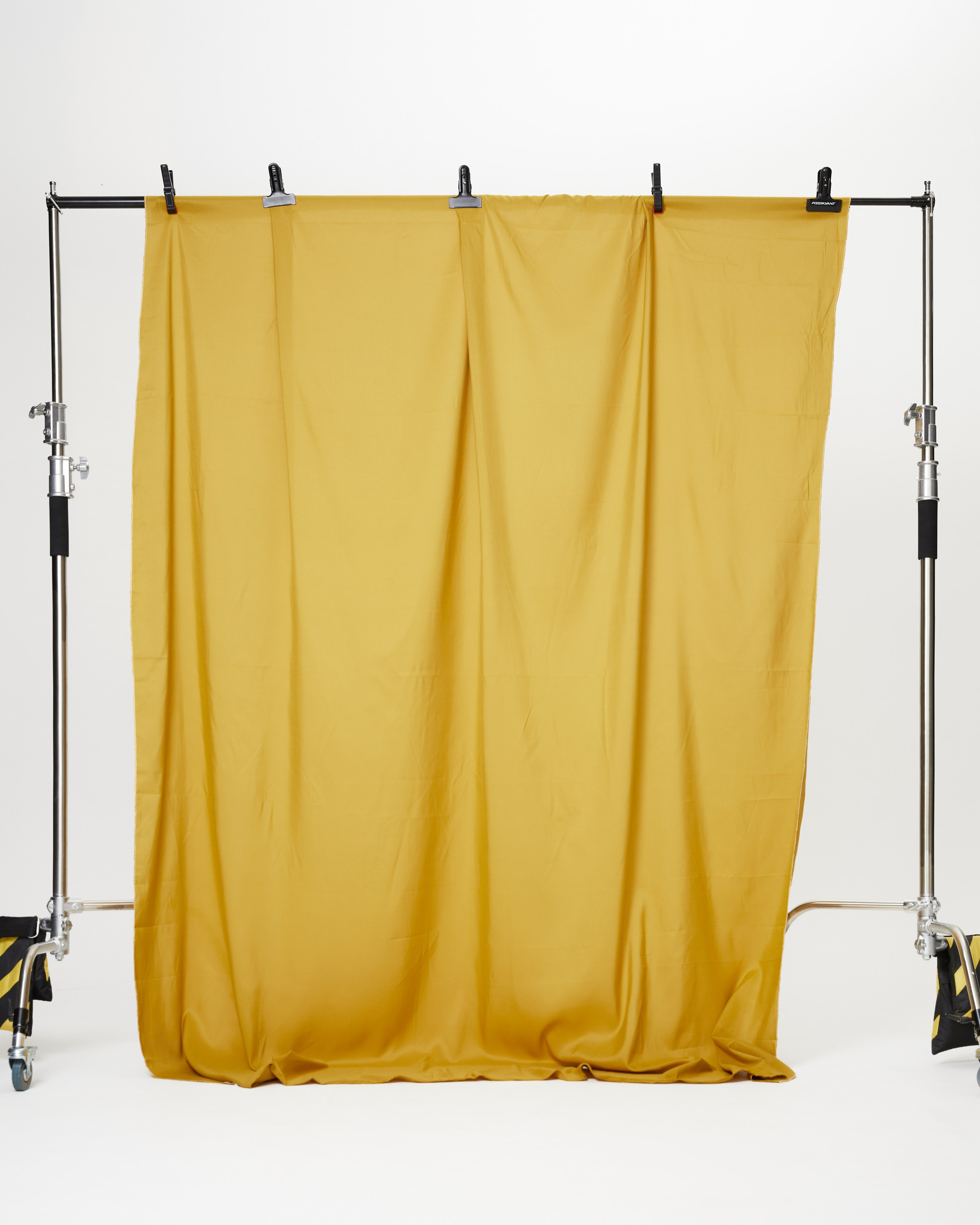 Реквизит. Фотостудия «Сахар» в городе Кимры