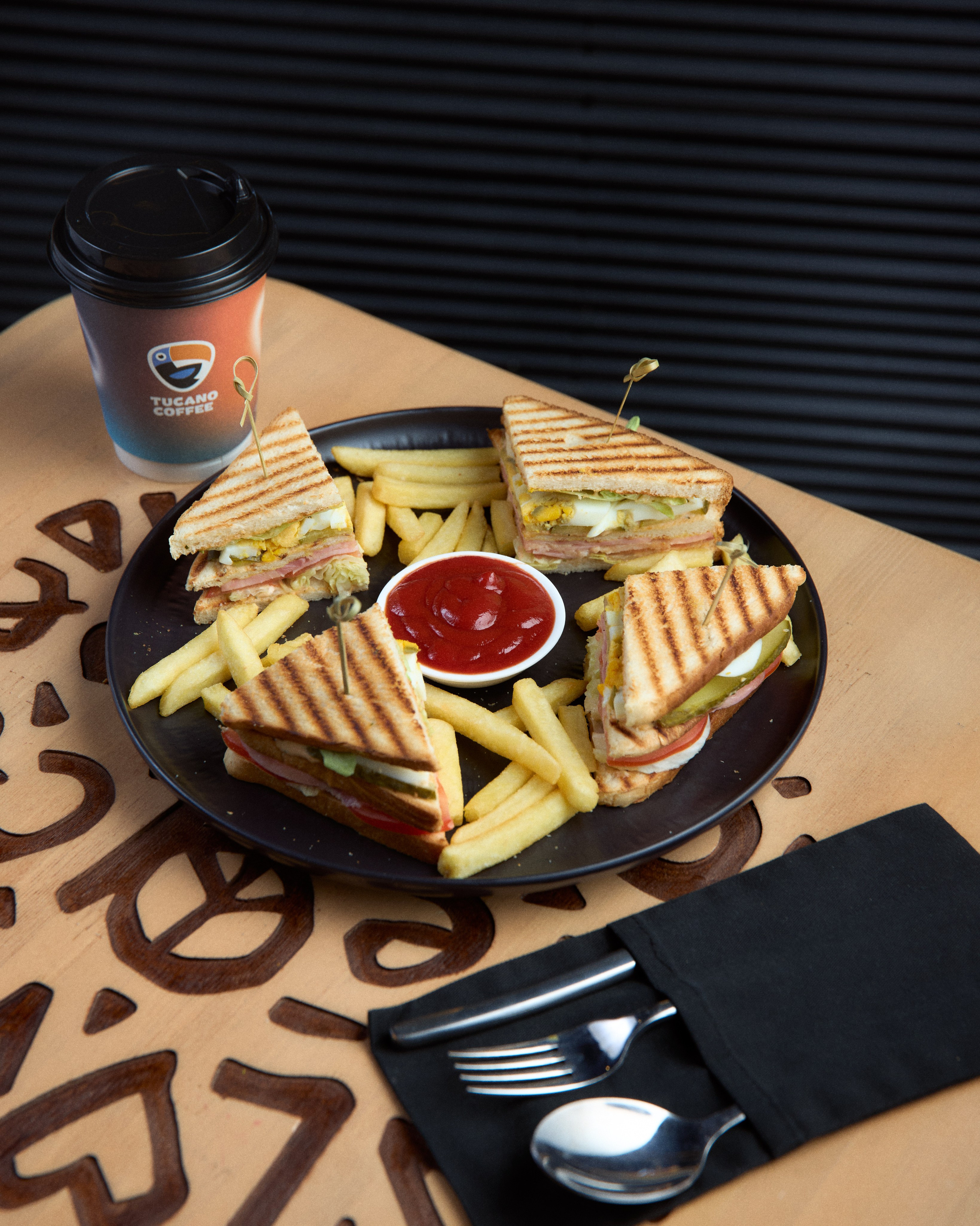 Стоимость предметной съемки. Свадебный и студийный фотограф в Алматы Ильяс Кырбаев