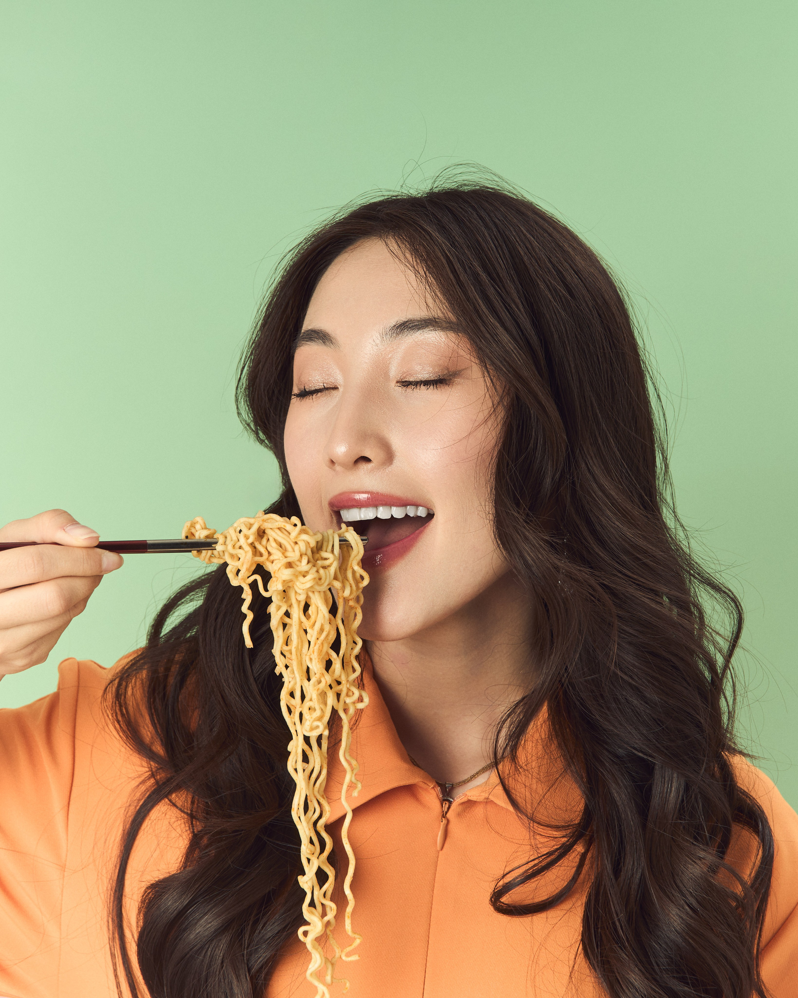 Стоимость предметной съемки. Свадебный и студийный фотограф в Алматы Ильяс Кырбаев