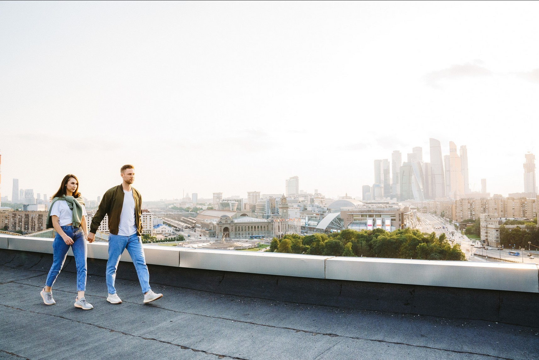 Стоимость услуг свадебной фотосессии (полный день) в Москве и МО