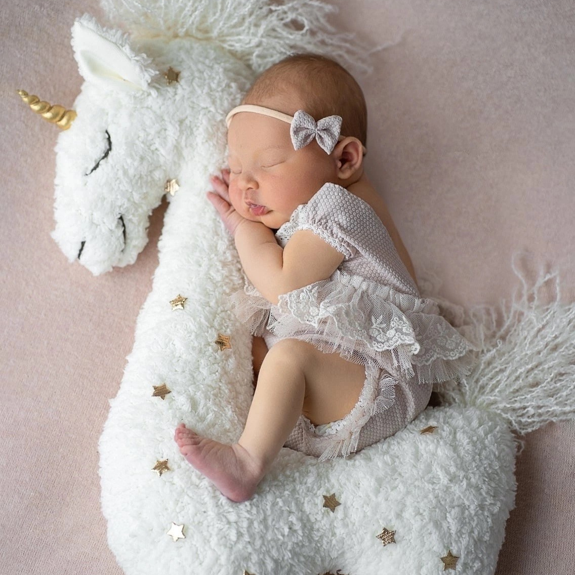 Новорожденные малыши. Фотограф новорожденных малышей в Оренбурге Дарья Селиверстова