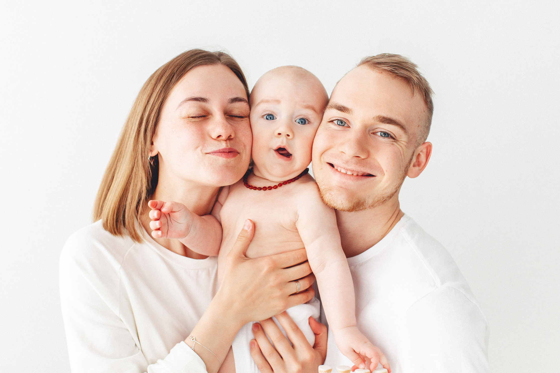 Семейные фото с шестимесячным малышом. Детский фотограф в Самаре