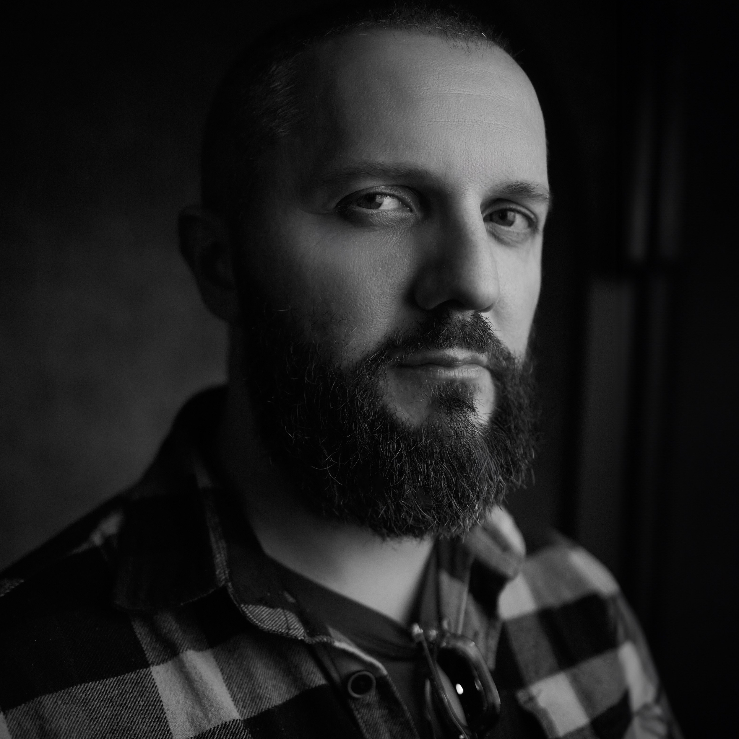 Контакты. Портретный и репортажный фотограф в Санкт-Петербурге Виктор Сергин