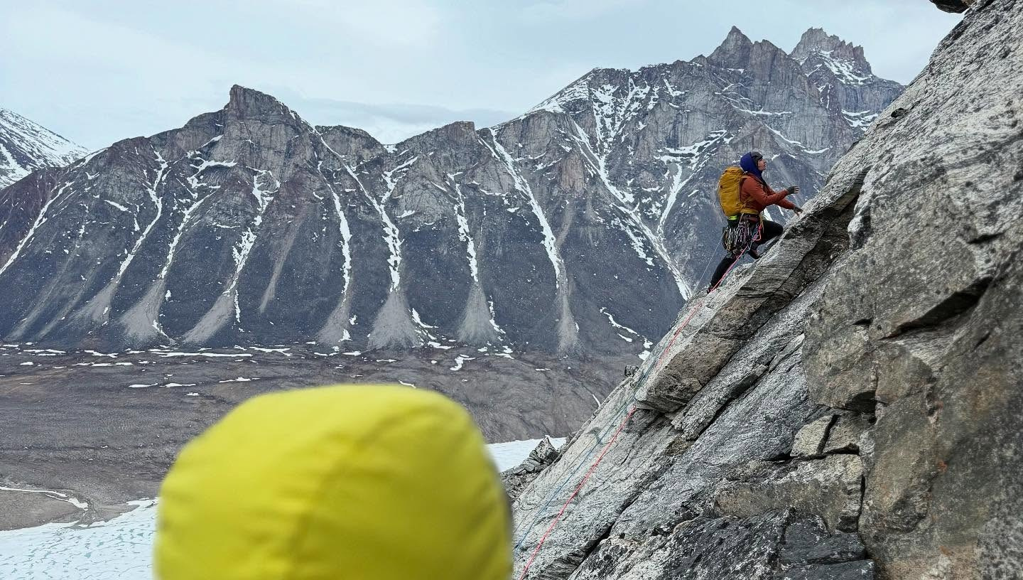 «Лемнос в облаках». Новая линия на Баффиновой Земле, Канада. “Steel Angel”: women’s climbing award