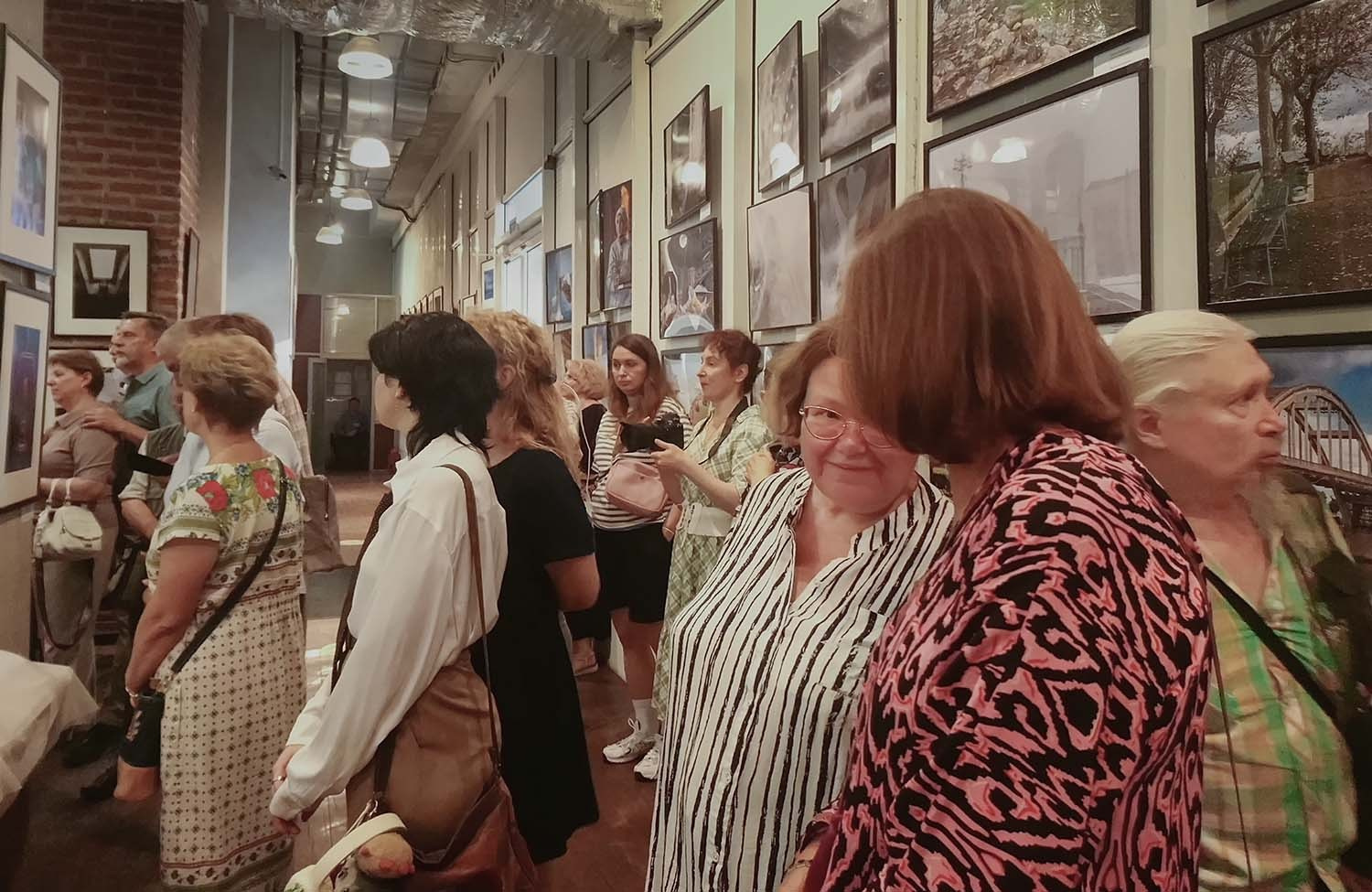 Международный выставочный проект «Мир в объективе» (Сезон 2024). Фотохудожник в Москве Виктория Лаврова Искусство авторской фотографии для Вас