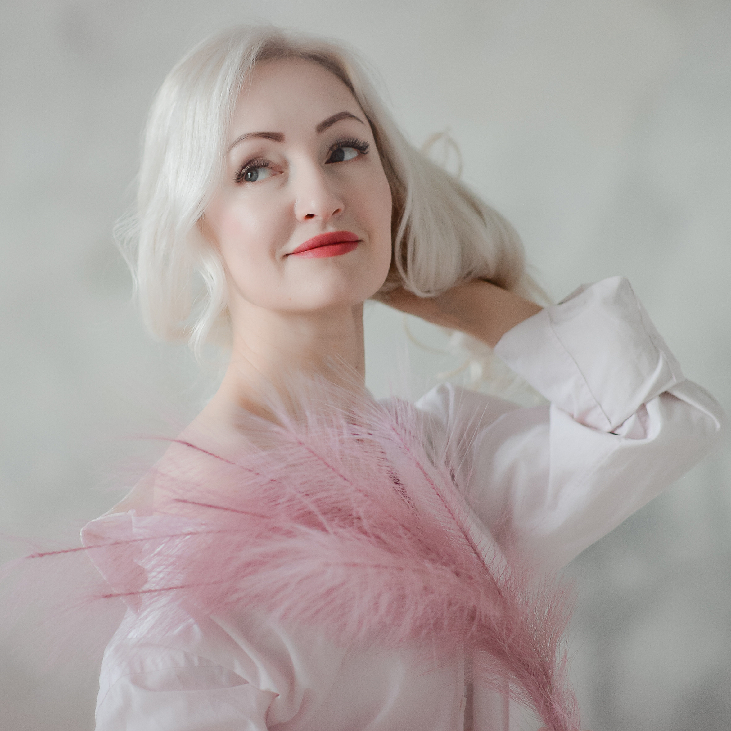 фотосессия девушки с пером москва фото фотосессия в москве фотостудия москва